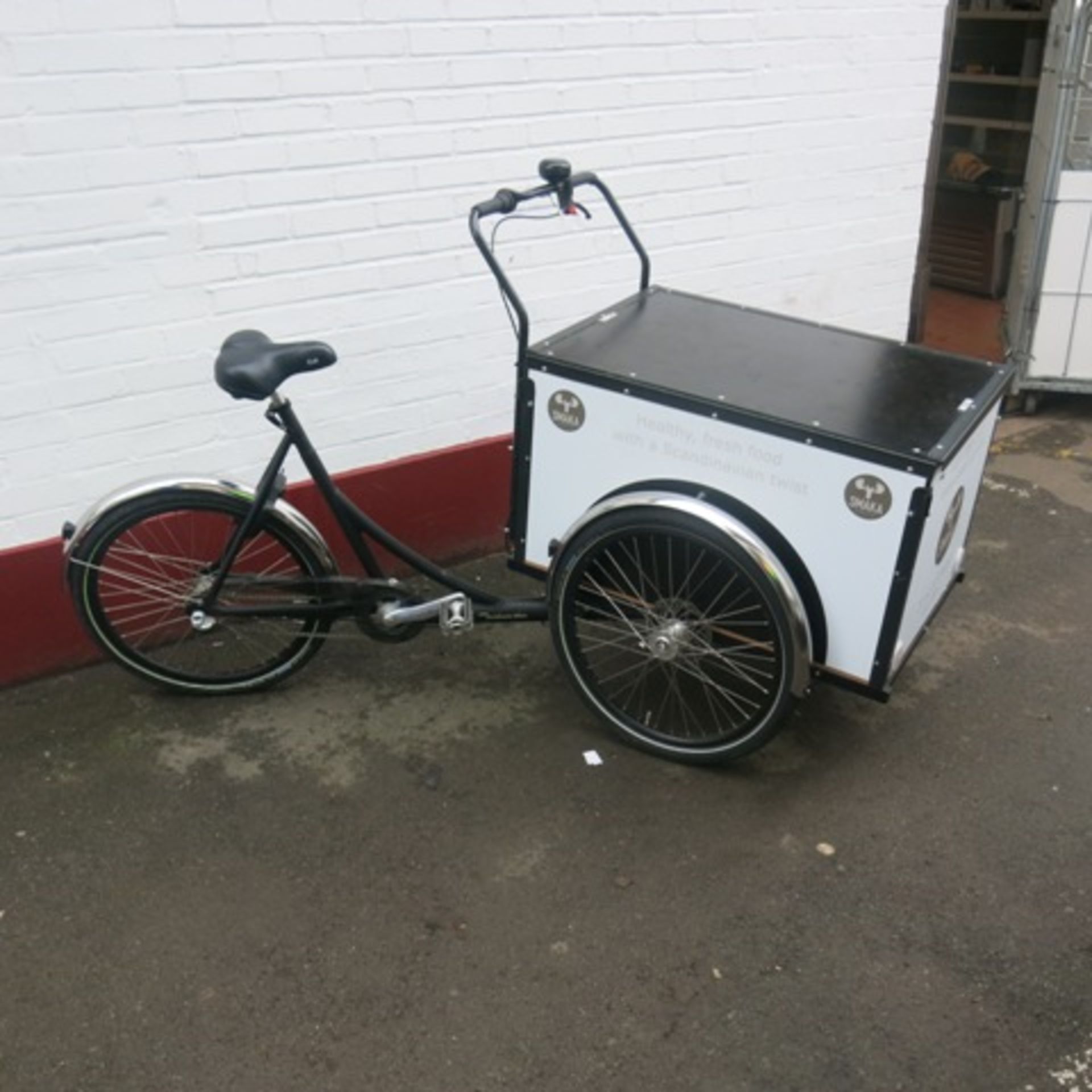 Christiania Bikes P-Box 3 Wheel Tricycle Cargo Delivery Bike in Matt Black Coating. Comes with Nexus - Image 3 of 20