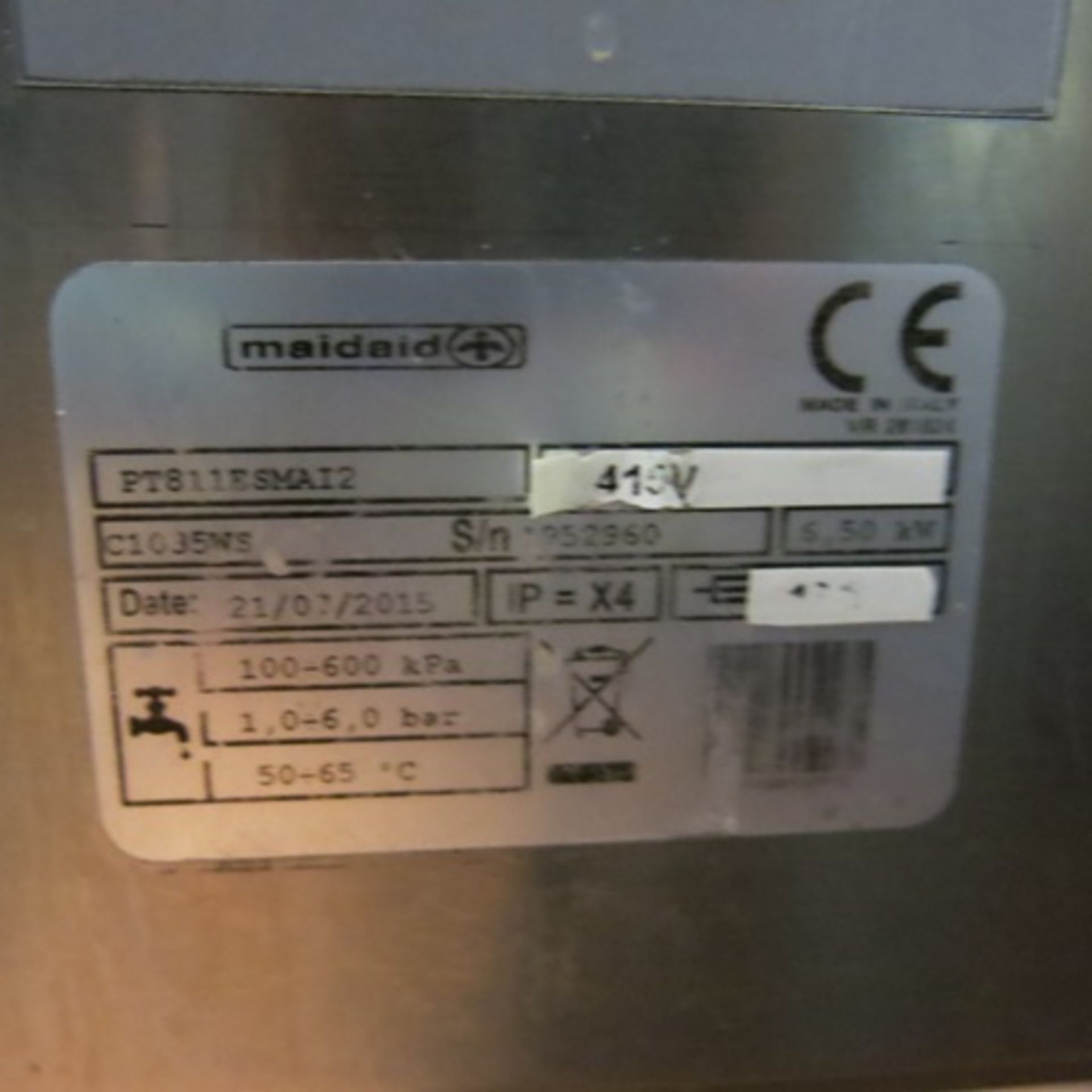 Maidaid-Halycon Pass Through Commercial 3 Phase Dishwasher with Soft Touch Controls, Model - Image 5 of 12