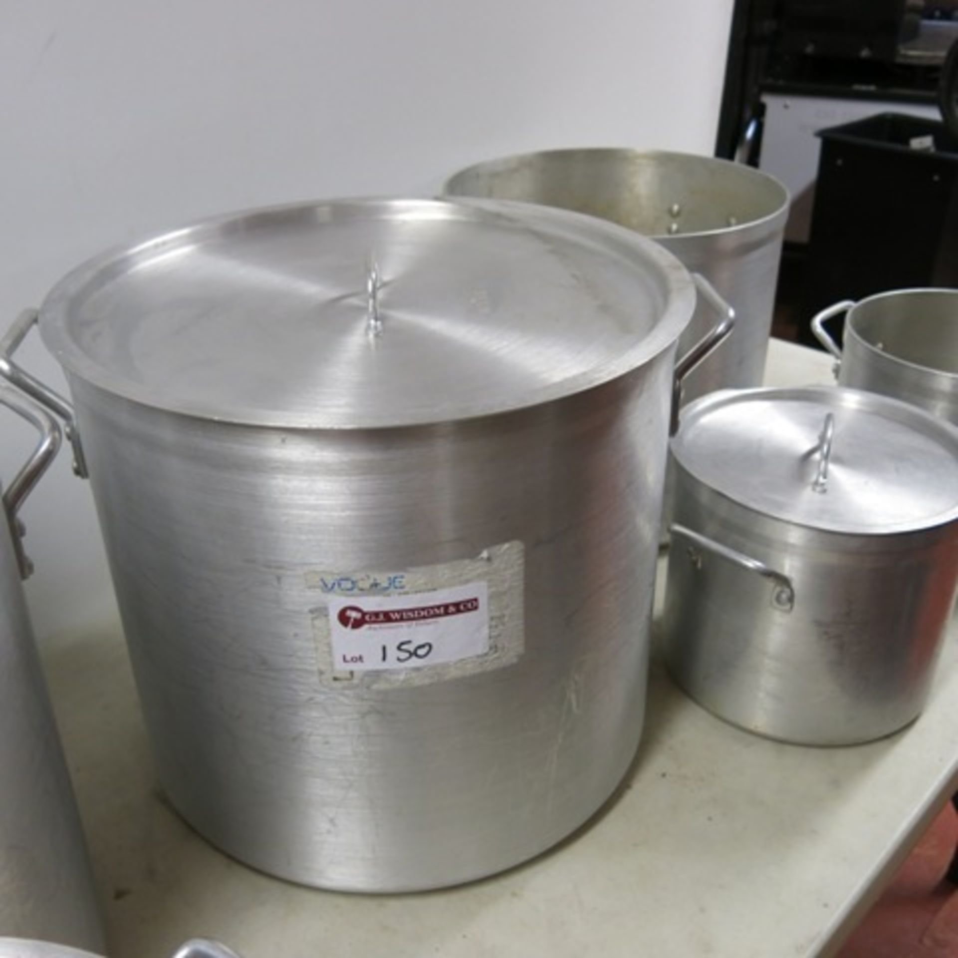 6 x Vogue Assorted Sized Aluminium Stock Pots with 4 Lids - Image 5 of 6