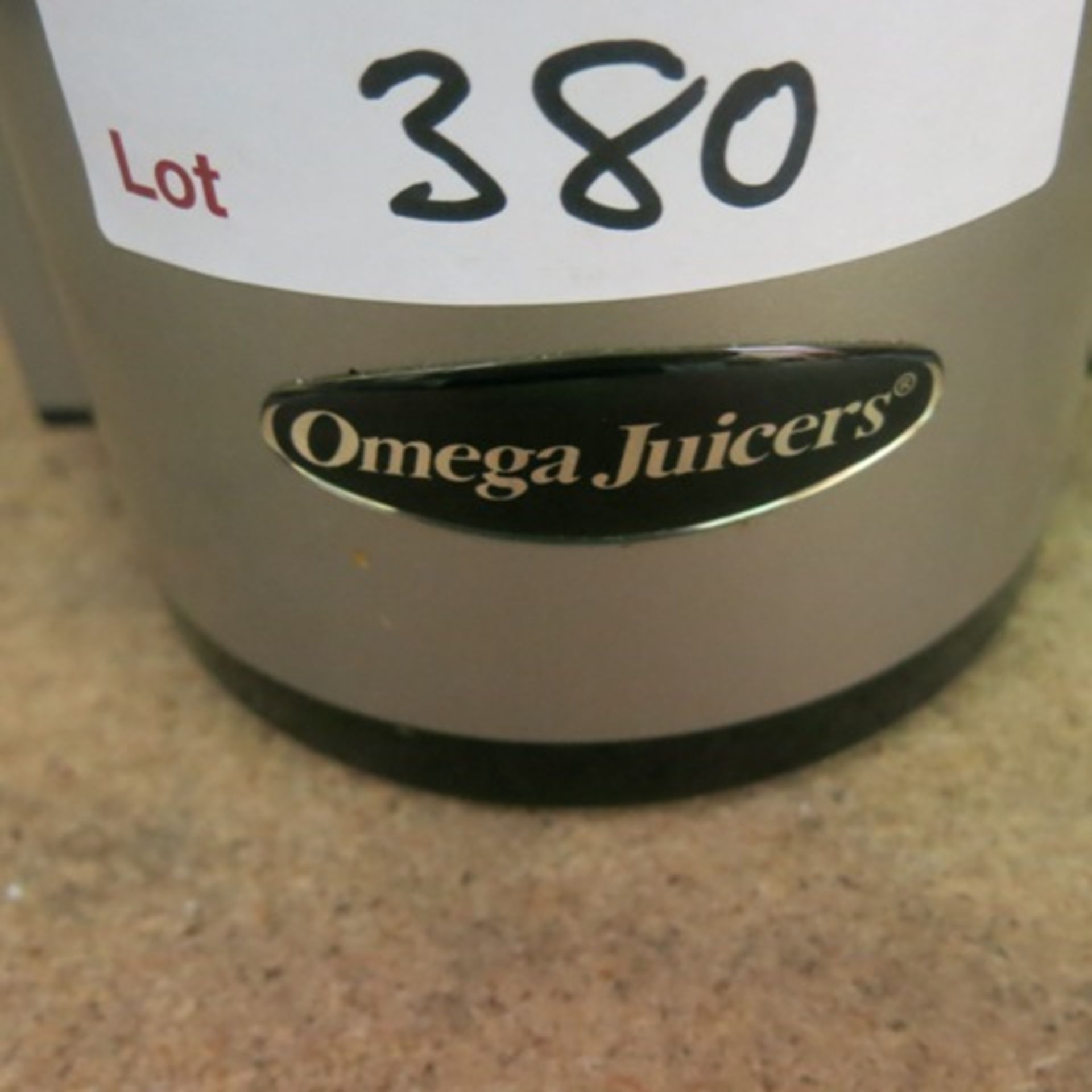 Omega Vertical Juicer, Model VSJ843RSG. Note: Missing Augur - Image 2 of 3