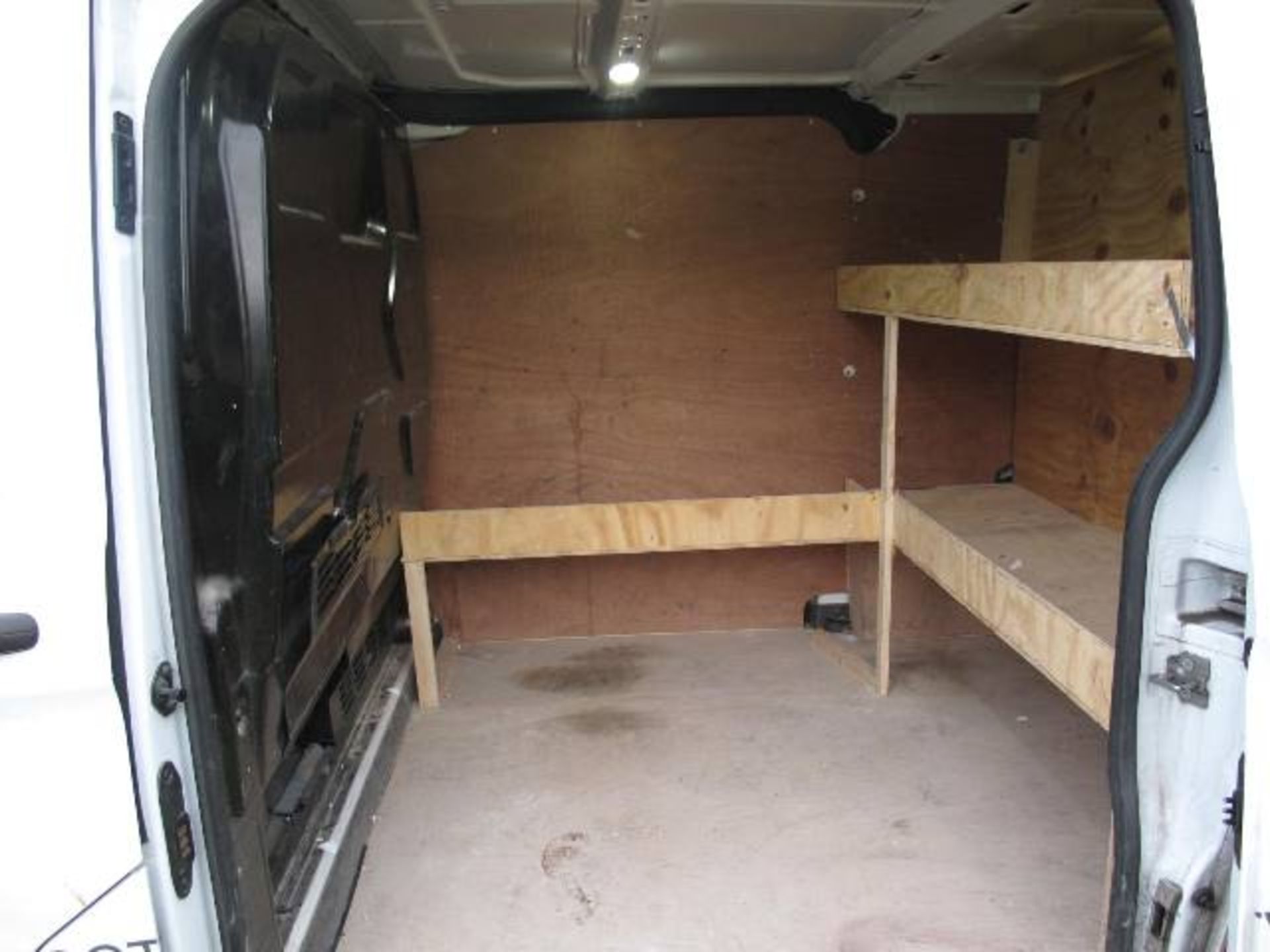 LX15 NZD: Ford Transit Custom 270 Trend - Bild 21 aus 28