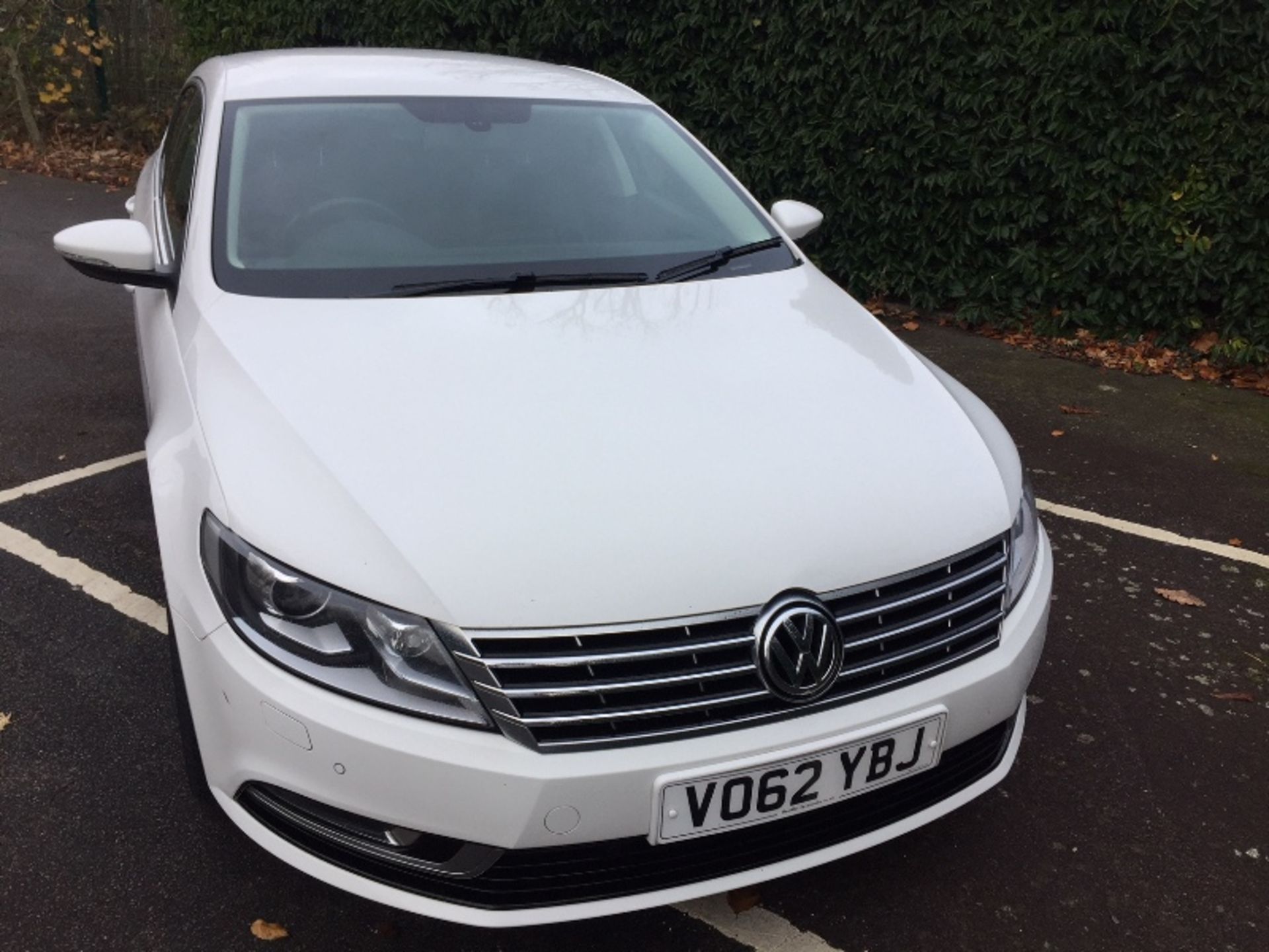 VO62 YBJ: Volkswagen CC 2.0 GT Bluemotion Techn TD Coupe in White. - Image 2 of 27