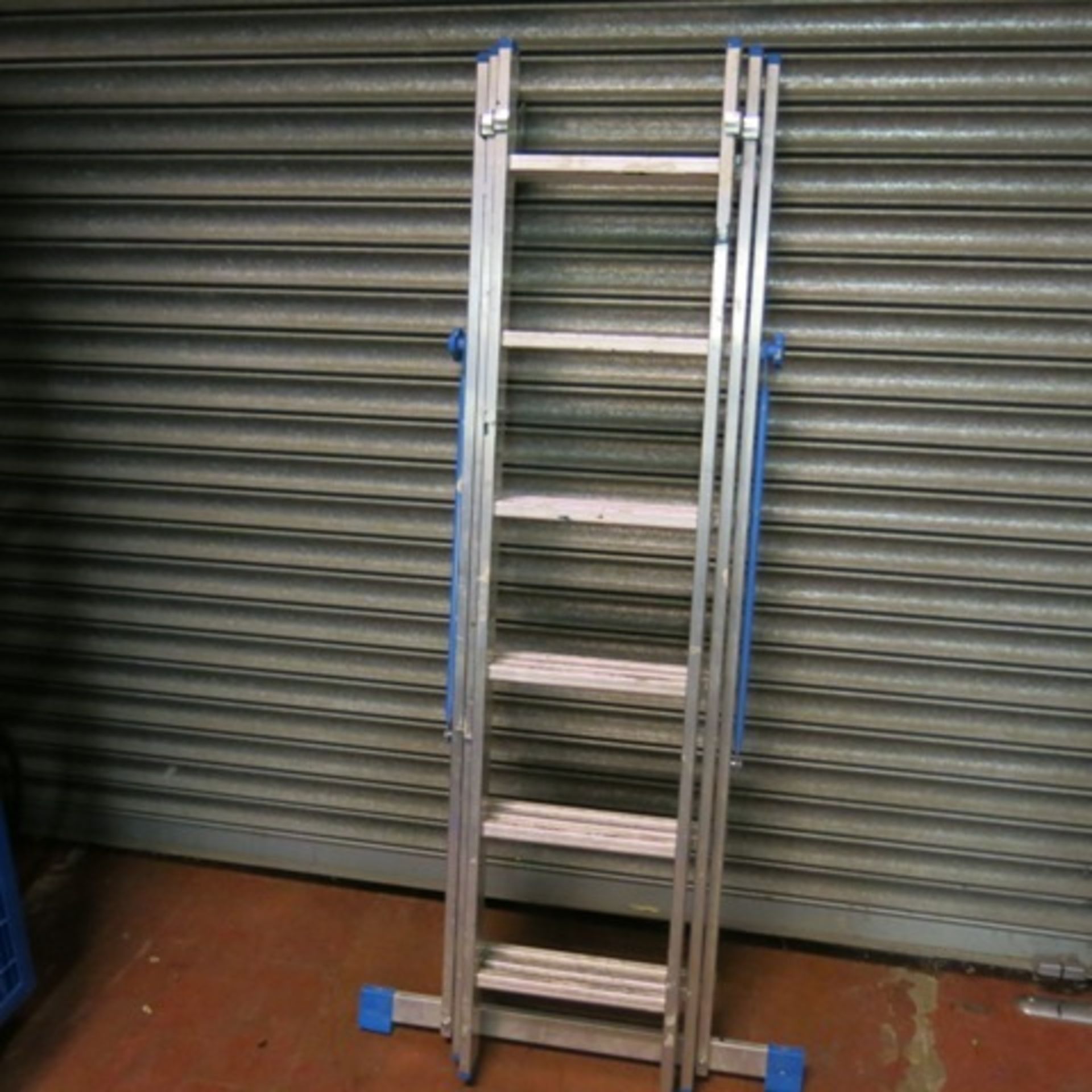 Mac Allister Triple Extension Combination Ladder