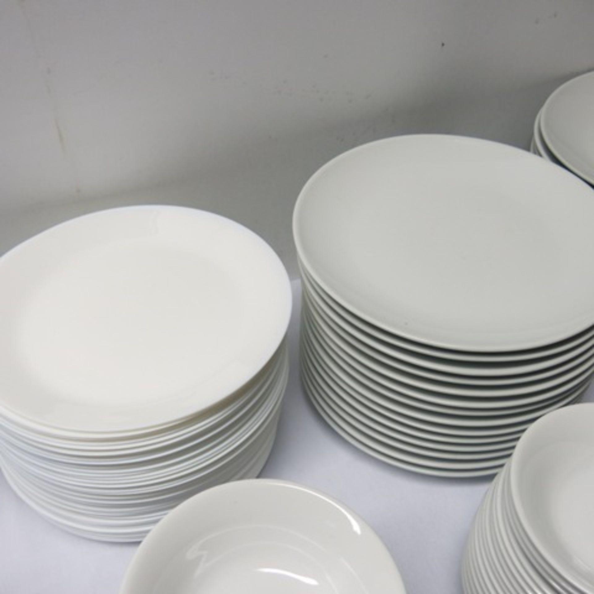 Large Quantity of Assorted Olympia, Athena & Other Dinnerware to Include: 28 x 11" Plates, 22 x - Image 4 of 9