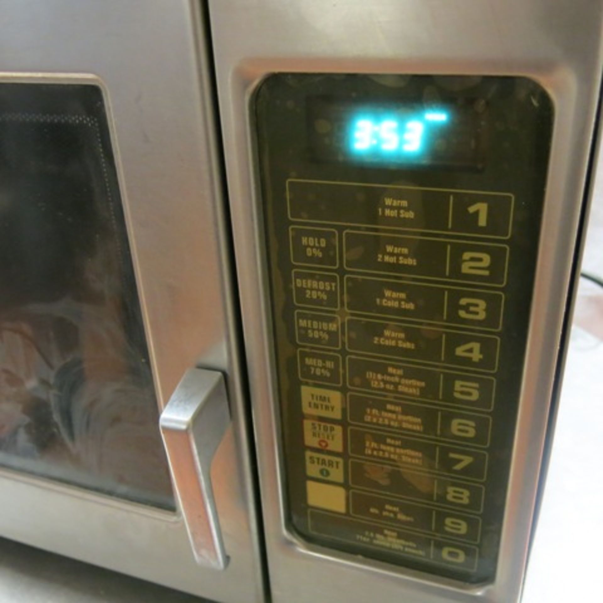 Amana Commercial Stainless Steel 1300W Microwave Oven, Model URFS511. - Image 4 of 6