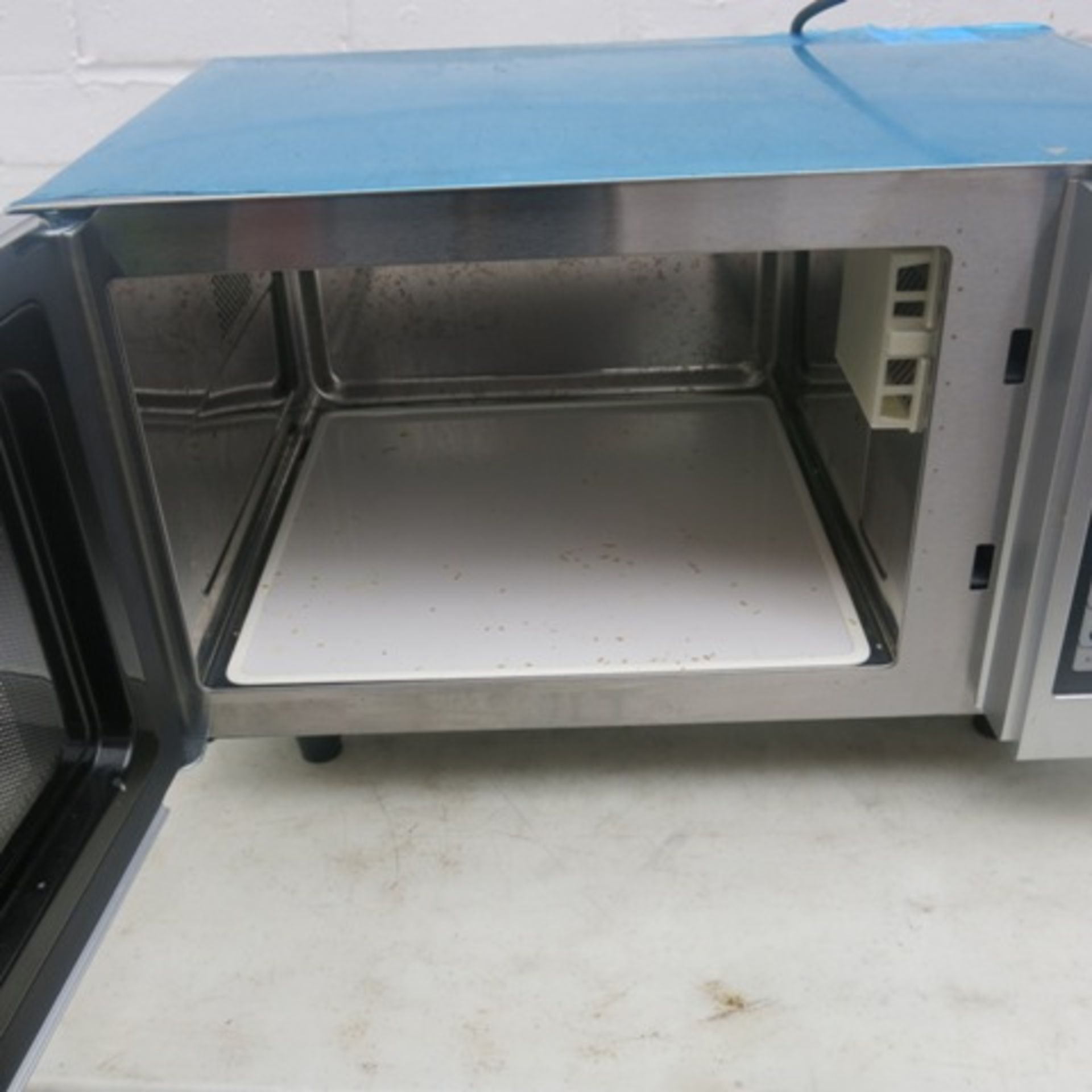 Menumaster Commercial 1550w Microwave, Model RM5510TS - Image 5 of 5