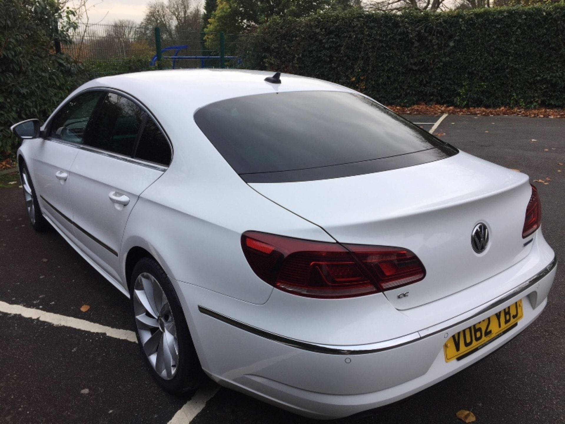 VO62 YBJ: Volkswagen CC 2.0 GT Bluemotion Techn TD Coupe in White. - Image 7 of 27