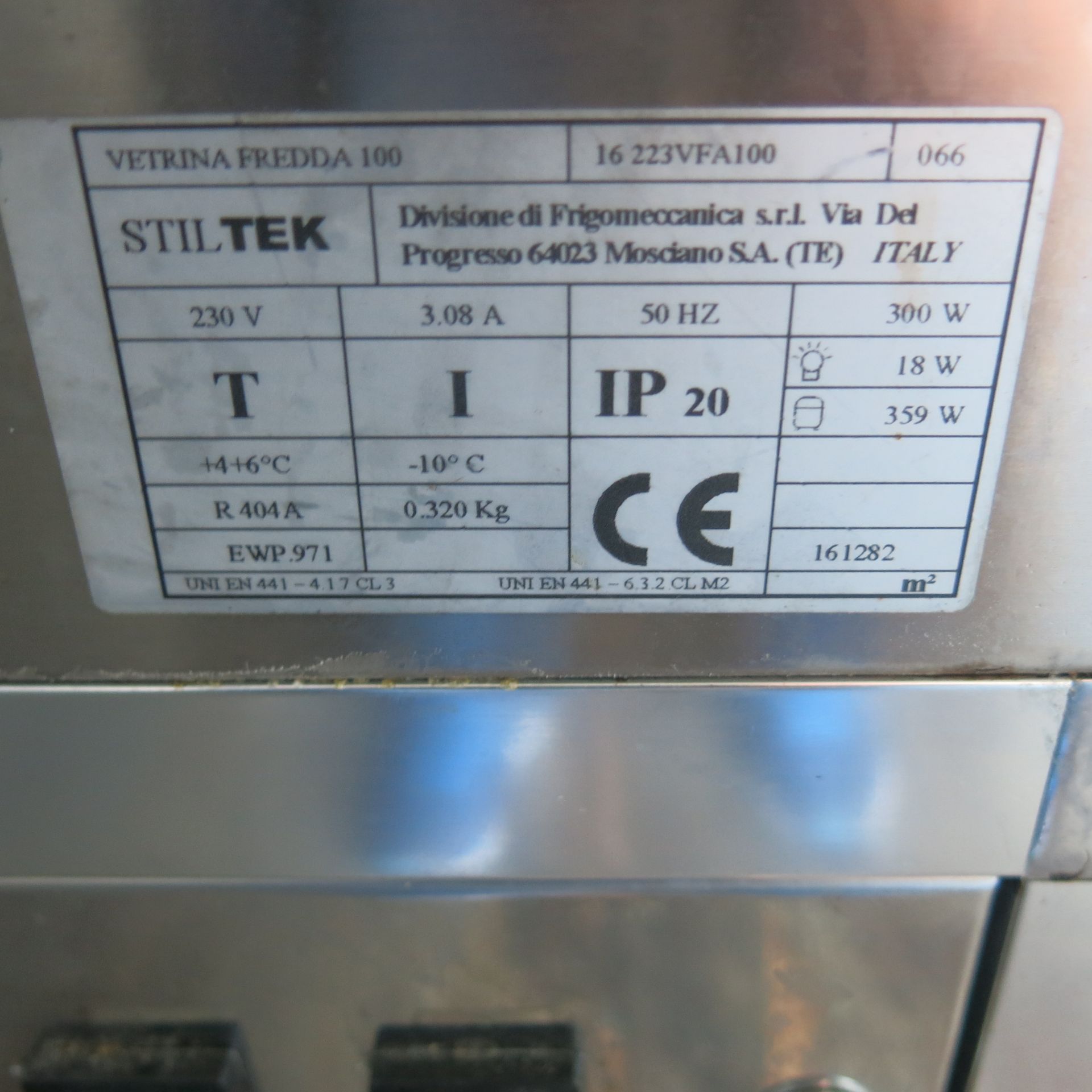 Stiltek Illuminated Glass Fronted Refrigerated Display Chiller, Model VETRINA FREDDA 100. Comes with - Image 3 of 6