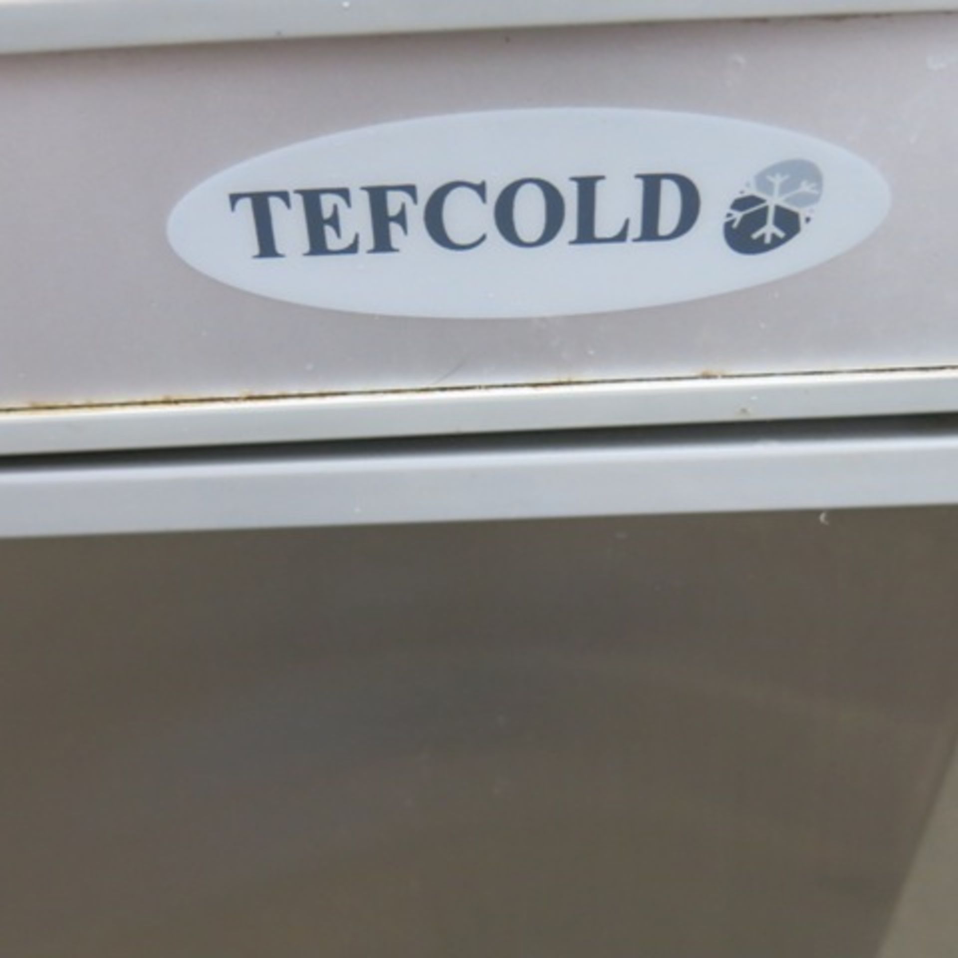 Tefcold Under Counter Chiller, Model UR200S, Year 2016, Size (H)80 x (D)58 x (W)60cm. Comes with Key - Image 2 of 6