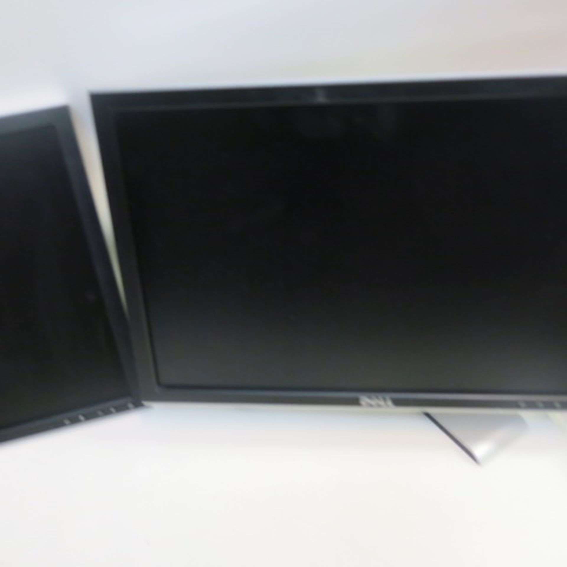 4 x Dell Monitors - 2 x22", 1 x 20", 1 x 17" (As Viewed) - Image 2 of 6