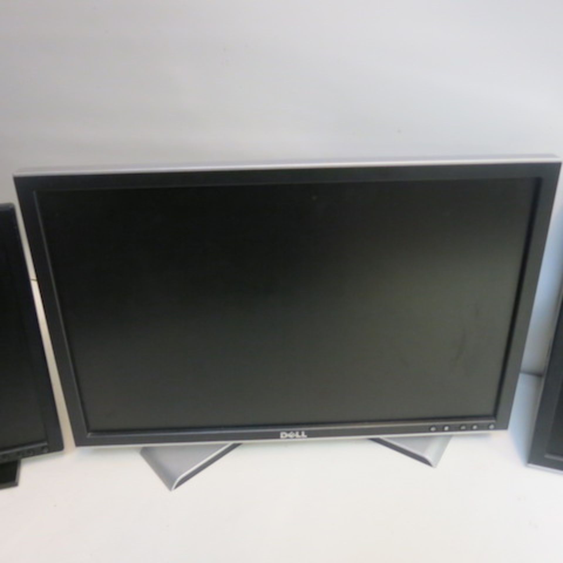 4 x Dell Monitors - 2 x22", 1 x 20", 1 x 17" (As Viewed) - Image 5 of 6