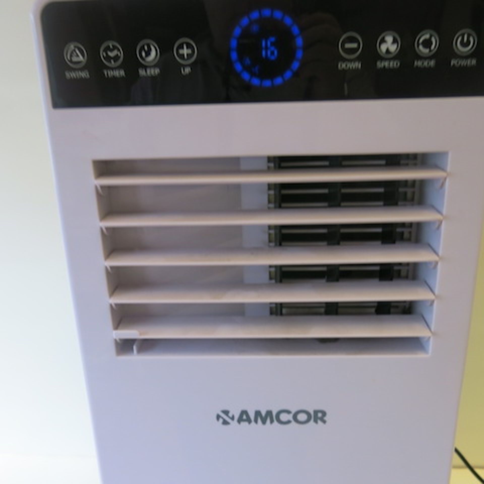 Amcor Portable Air Conditioning/Heater Unit with Remote Control - Image 4 of 6