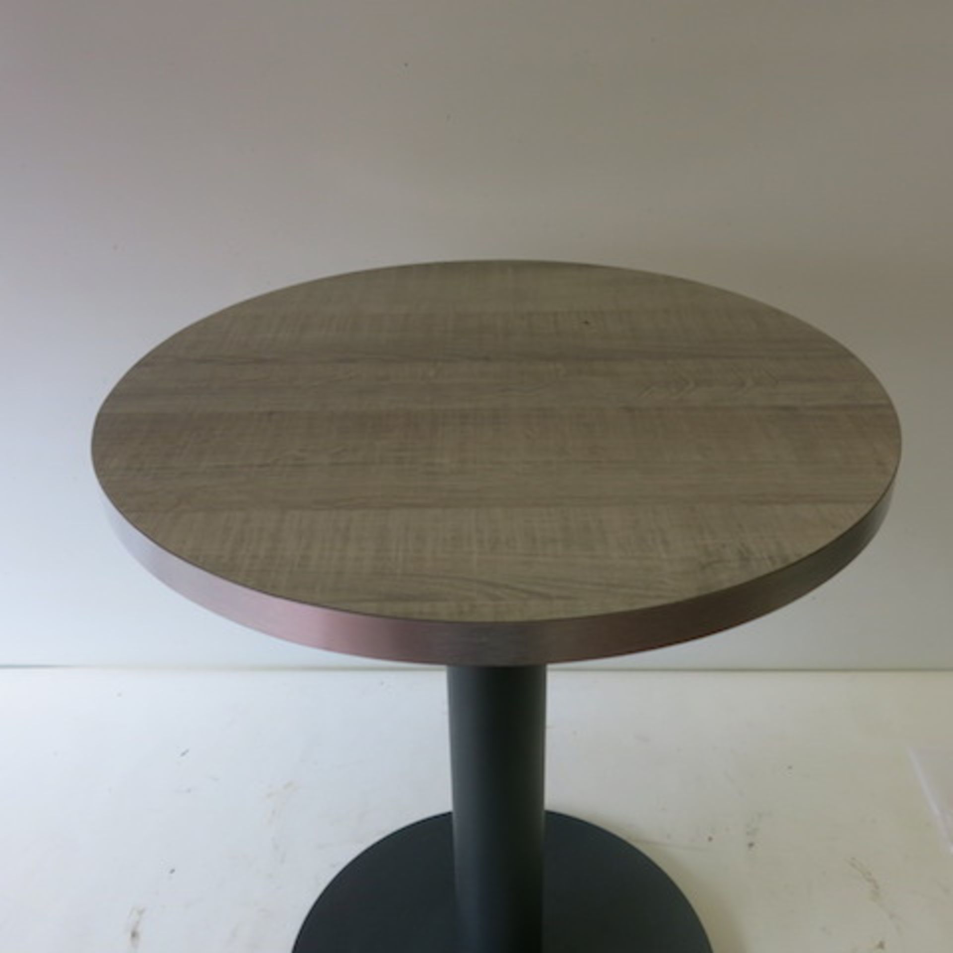 50cm Diameter x 63cm High, CafŽ Table on Heavy Duty Single Ped Stand. - Image 2 of 2