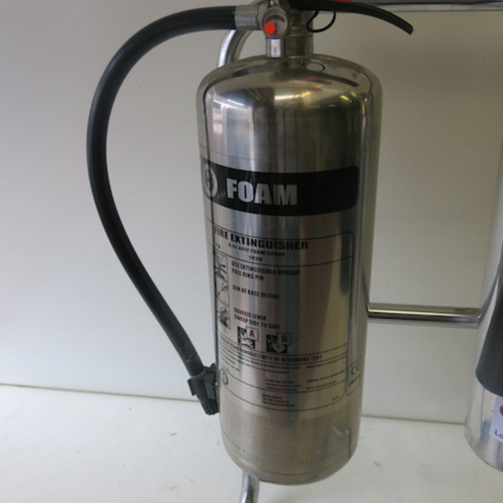 2 x Stainless Steel/Polished Aluminum Fire Extinguishers on Frame, 1 Foam, 1 Carbon Dioxide, - Image 2 of 4