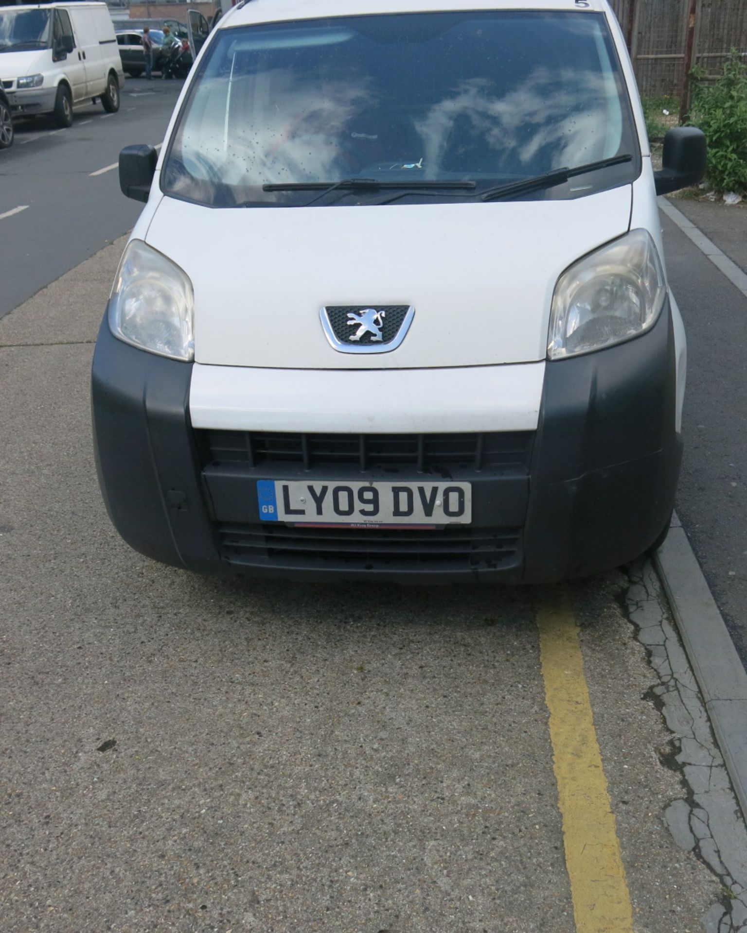 LY09 DVO: Peugeot Bipper S HDi, Car Derived Van. Manual, 5 Gears, Diesel, 1399cc. - Image 2 of 10