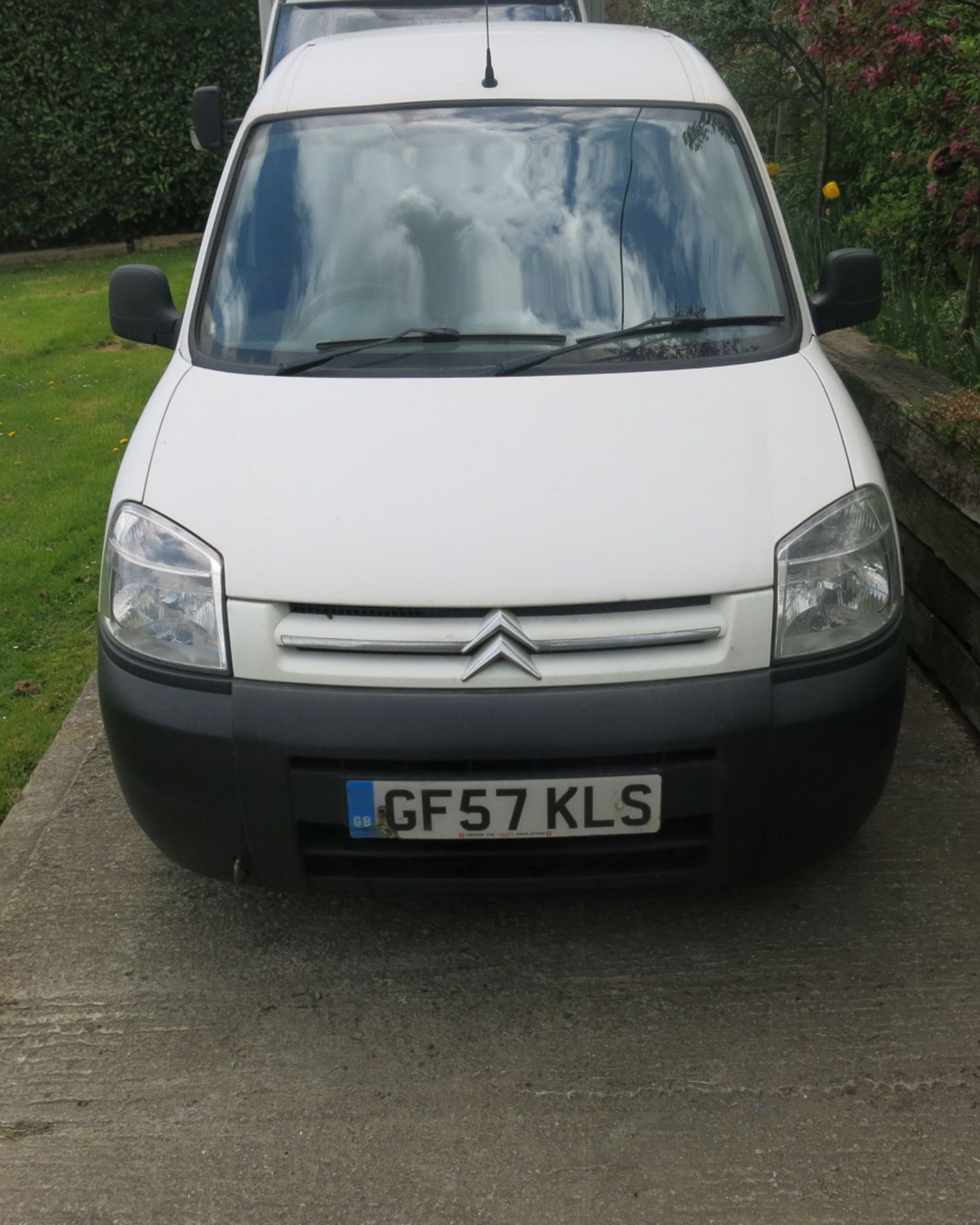 GF57 KLS: Citreon Berlingo 600 HDi Enterprise Car Derived Van. - Image 10 of 17