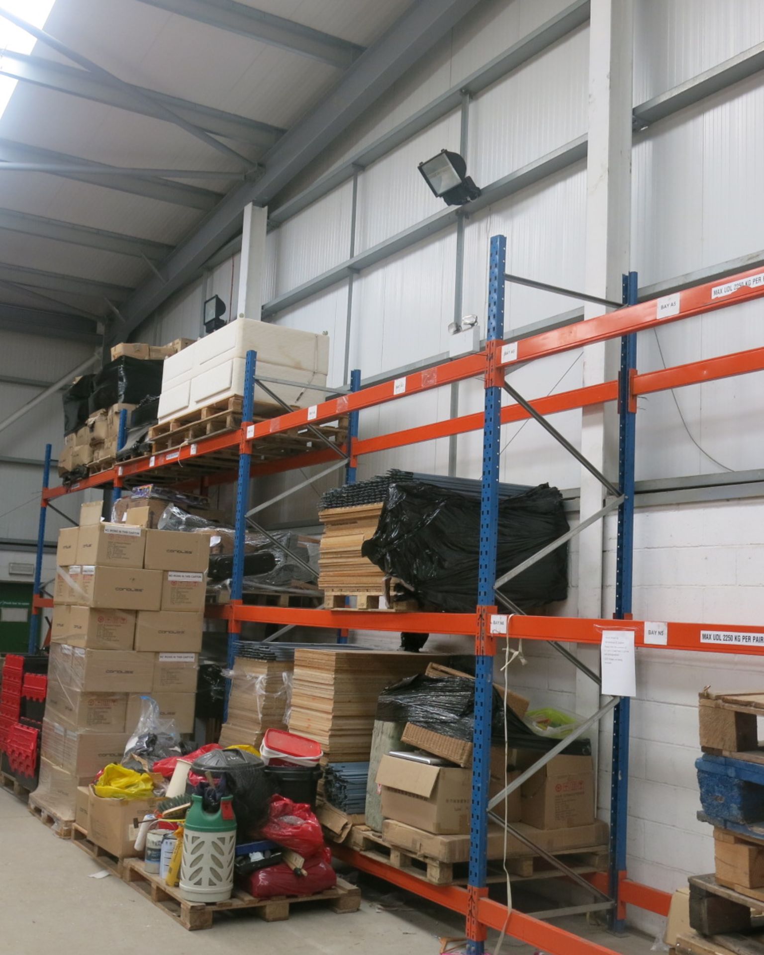 Quantity of Boltless Industrial Orange & Blue Pallet Racking. - Image 2 of 5