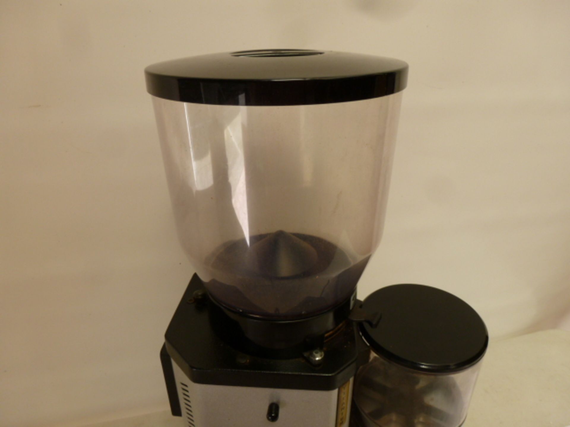 Anfim Milano Titanium Automatic Coffee Grinder with Digital Timer, Model SCV. Comes With Manual & - Image 6 of 8