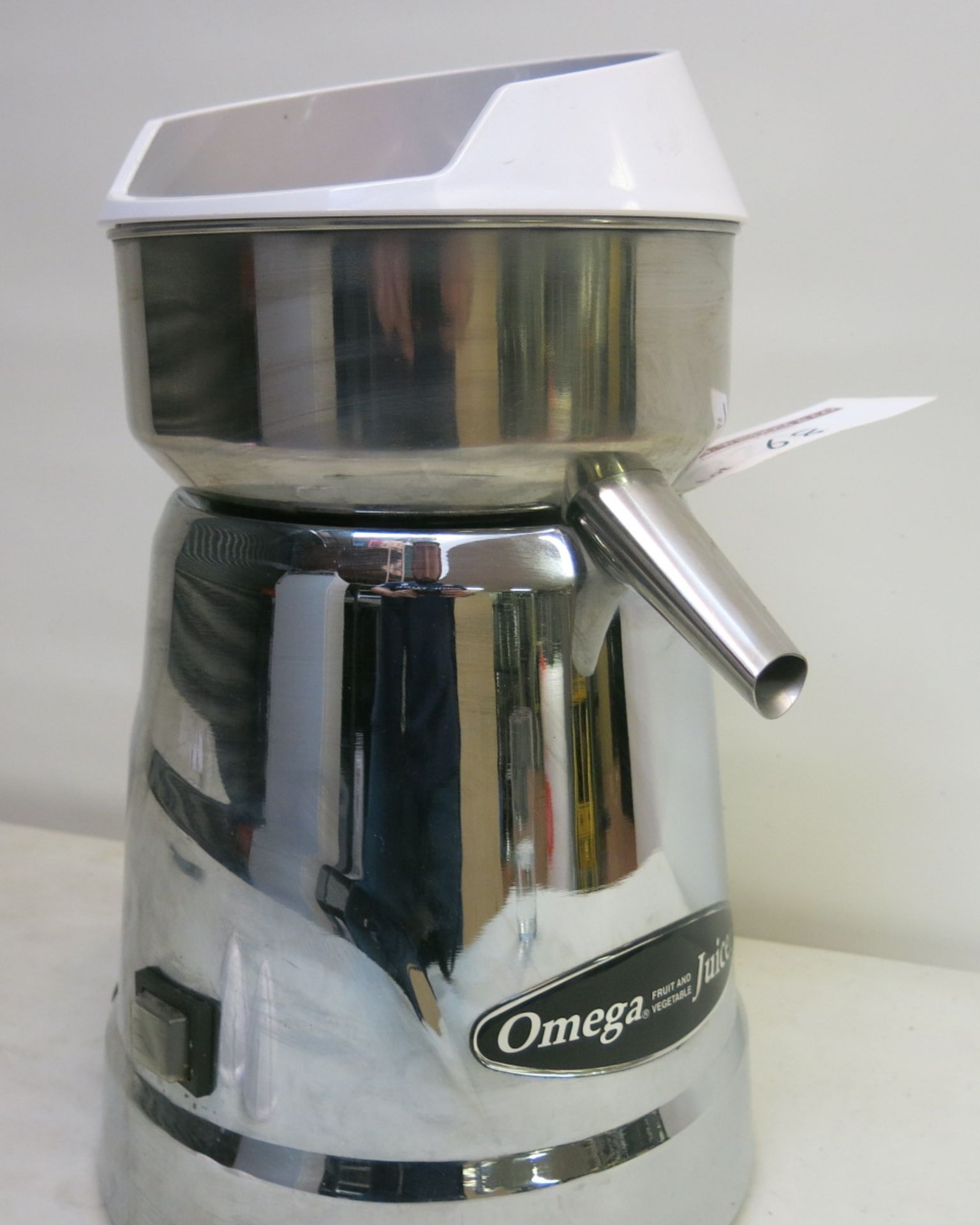 Omega Commercial Citrus Juicer, Model C-22. - Image 2 of 4