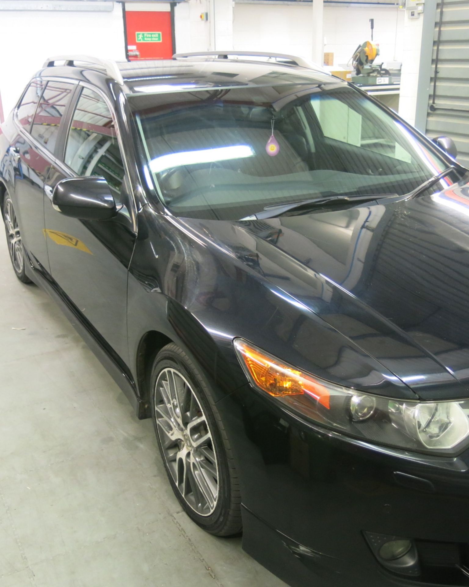 R16 SPE (5/12/2008): Honda Accord EX GT-iDTEC Estate, 6 Speed Manual, 2.2 Diesel, 137,000 miles, - Image 5 of 46