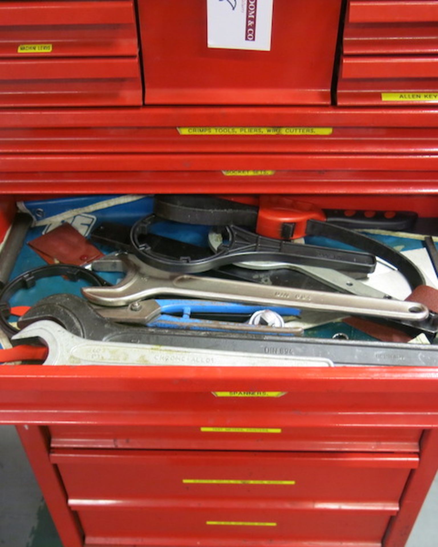 Mobile Mechanics Style 6 Drawer Tool Cabinet with 10 Drawer Cabinet on Top. Complete with Tools & - Image 10 of 20