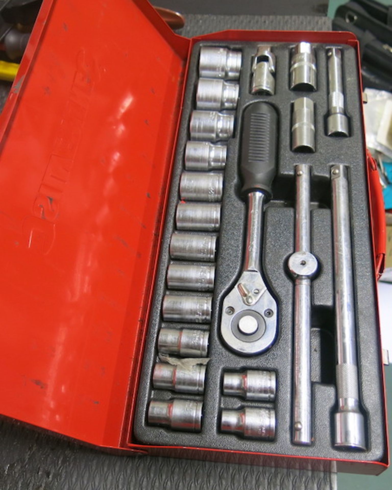 Set of Silverline 1/2 Drive Socket Set - Image 2 of 3