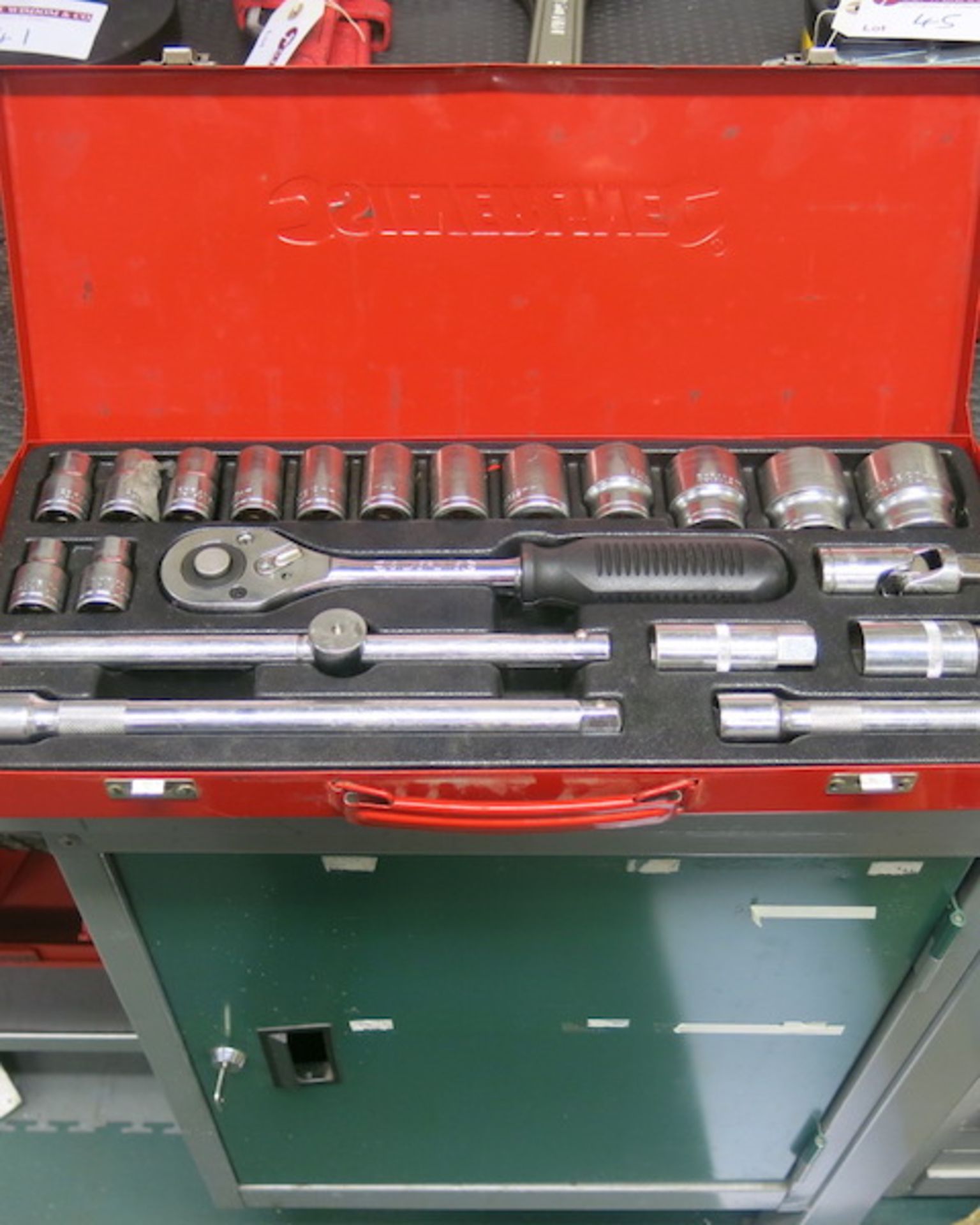 Set of Silverline 1/2 Drive Socket Set