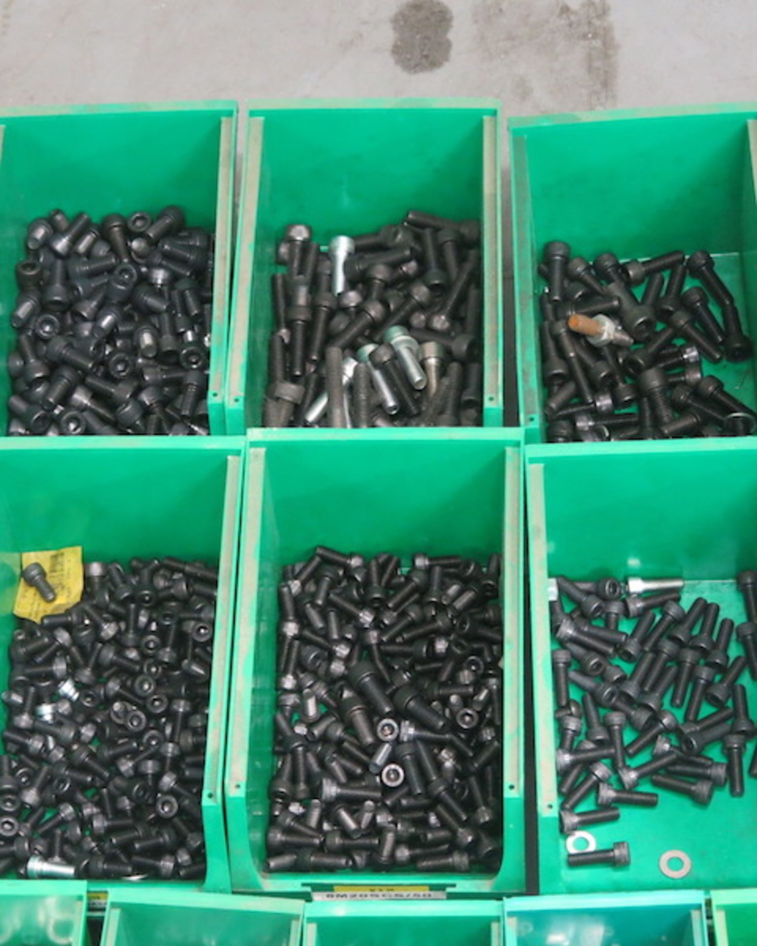 Approx 200 (Green) LinBin Style Storage Bins, Containing a Large Qty of Alun Bolts, Hexagonal Bolts, - Image 8 of 12