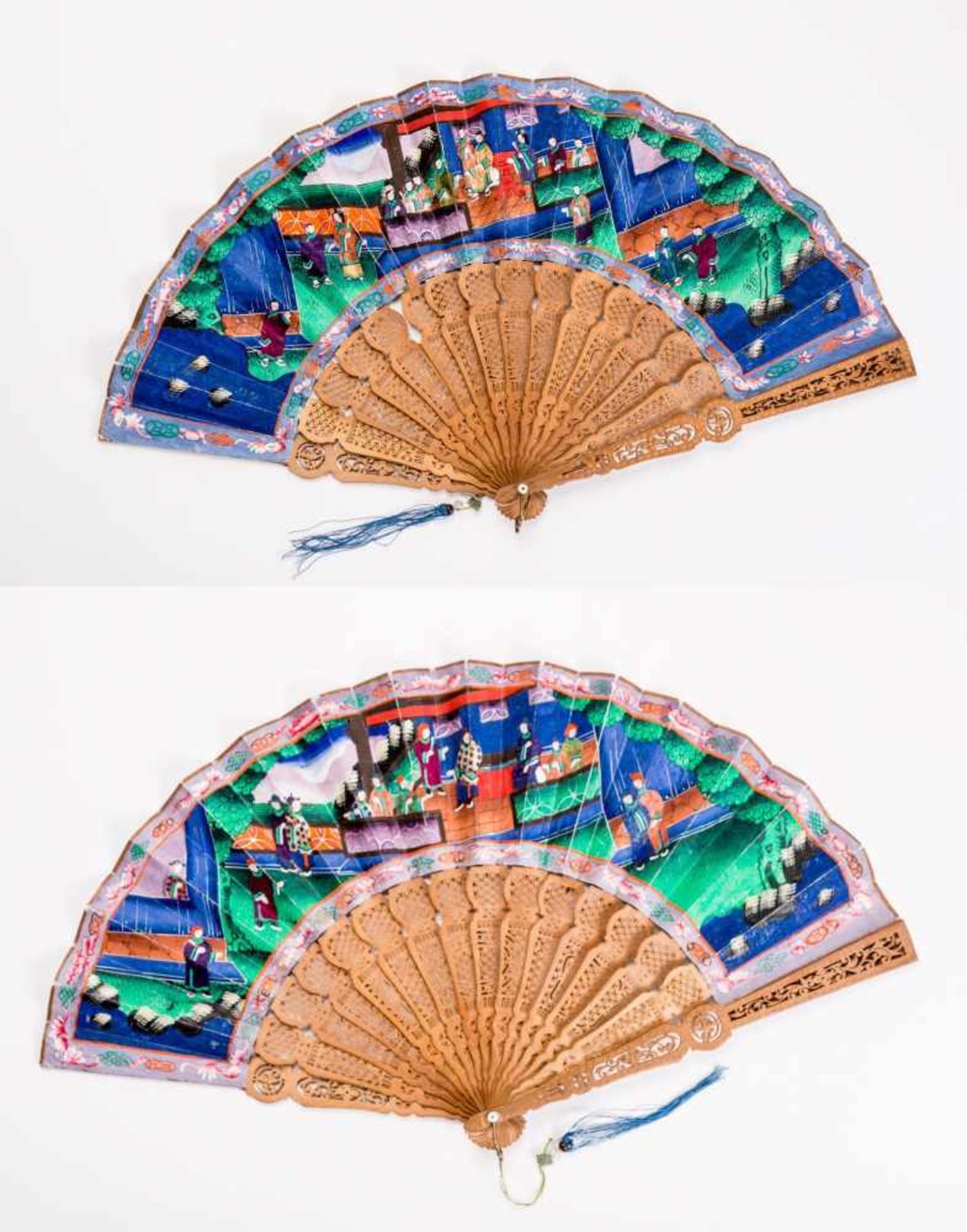 MANDARINE FOLDING FAN WITH FIGURATIVE SCENES Gouache, silk, ivory, wood. China, late Qing Dynasty (