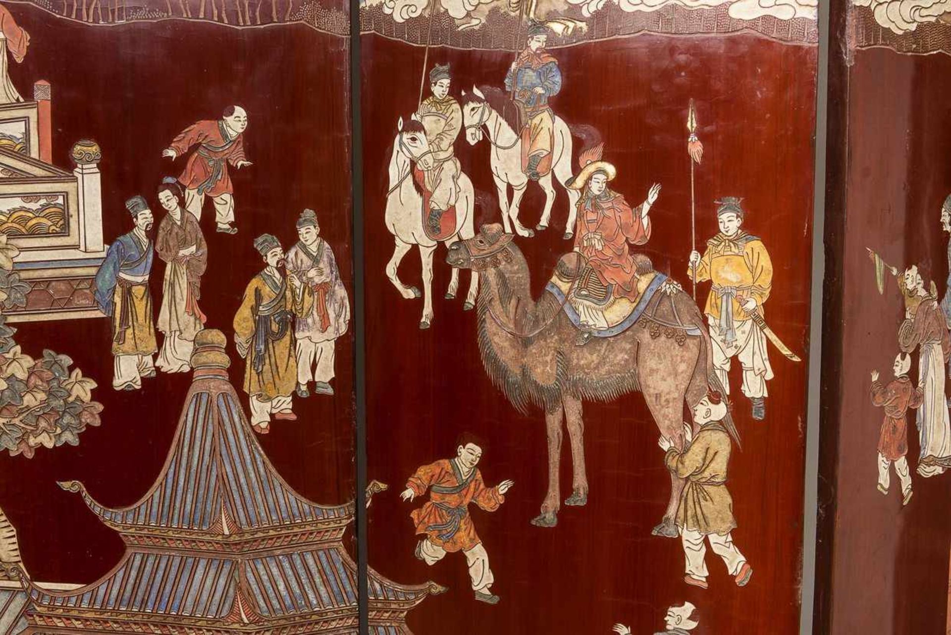 LARGE SIX-PART KOROMANDEL SCREEN DEPICTING AN IMPERIAL SCENE Wood, lacquer techniques. China, - Image 10 of 12