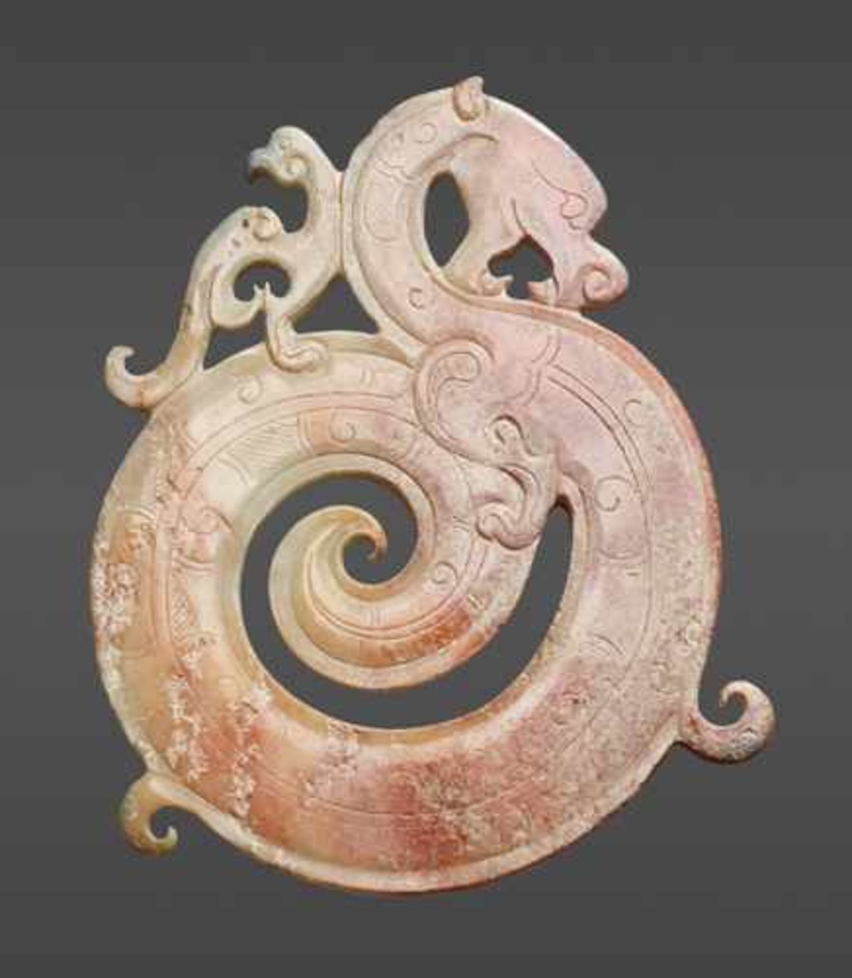 LOVELY CURLED DRAGON WITH A PHOENIX Jade, China. Eastern Jin Dynasty. AD 317-420 龍鳳紋玉環 - 東晉, 317年－ - Image 8 of 10
