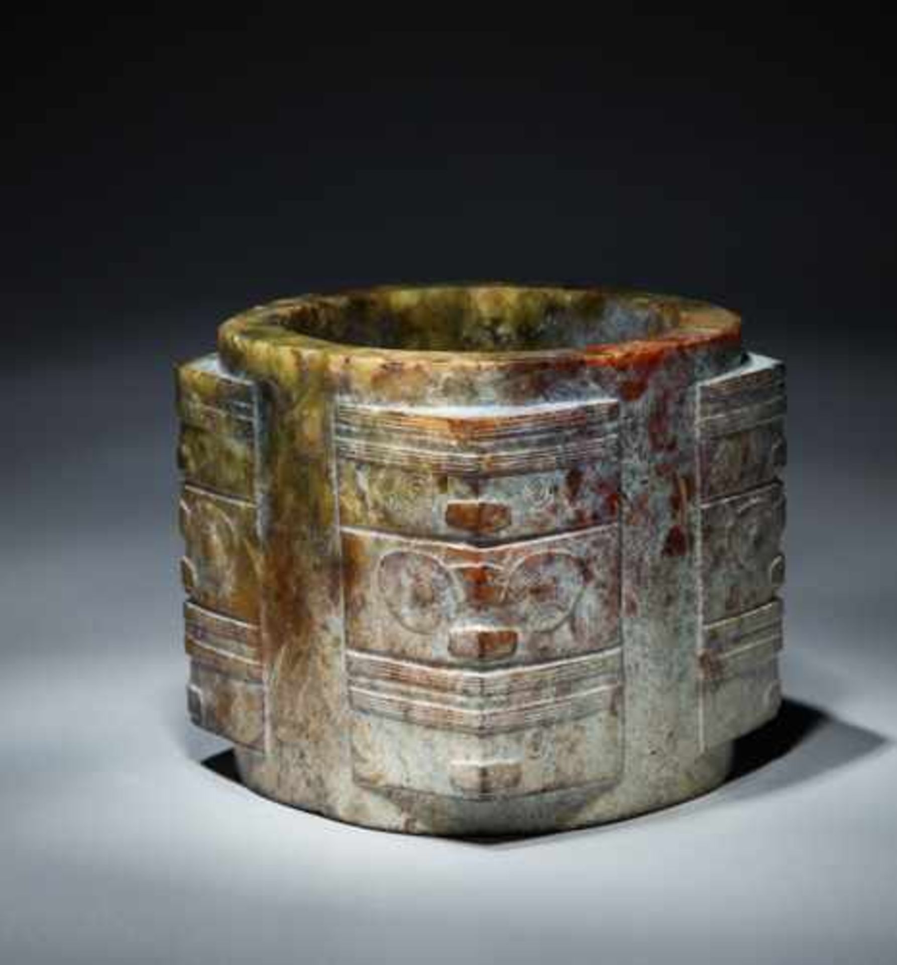 A CLASSIC LIANGZHU CONG WITH CLEARLY DEFINED MASK MOTIFS Jade, China. Late Neolithic period, - Image 5 of 11