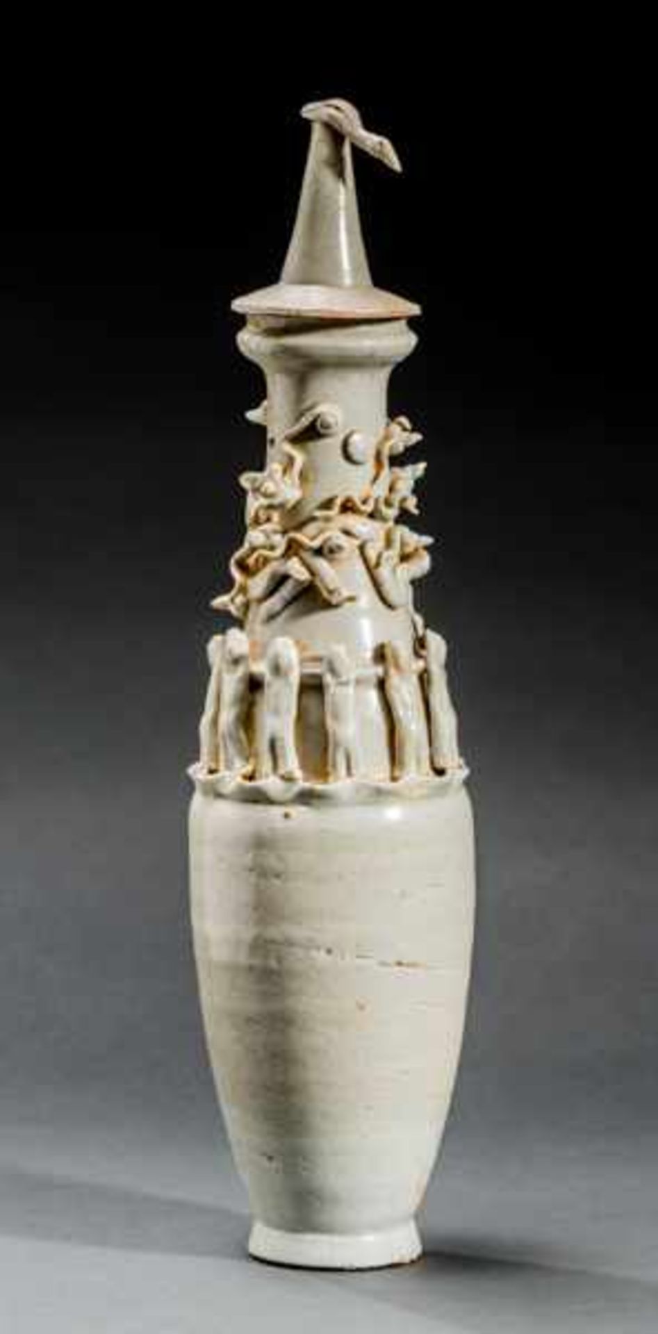 TALL BURIAL VASE Glazed ceramic. China, Song dynasty(12th/13th cent.)個墓葬瓶Burial vases of this kind