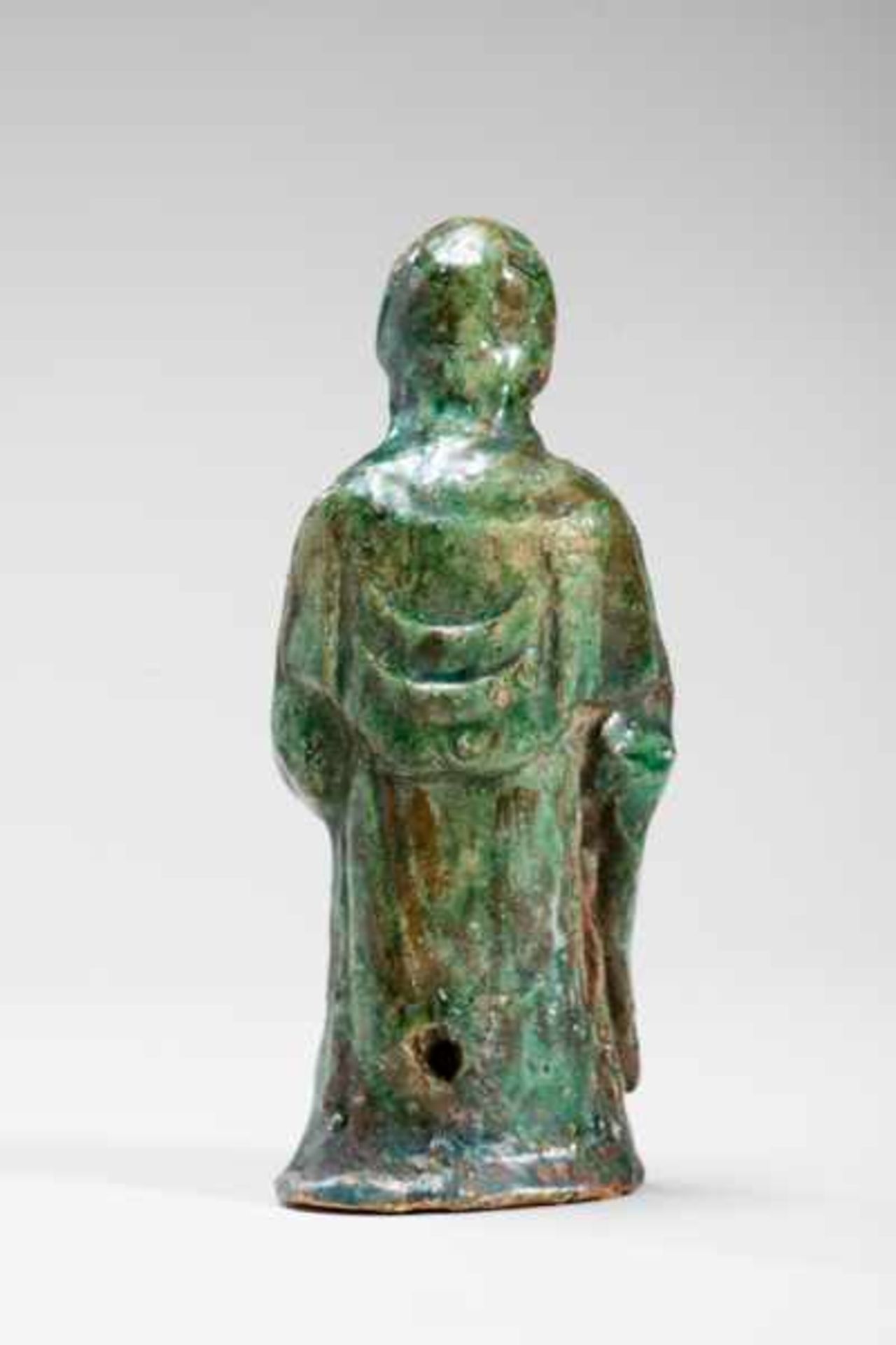 SMALL COUR TLY LADY Glazed ceramic. China, Han dynasty (206 BCE - 220 CE)小型陶婦A rare, deep-green - Image 4 of 5