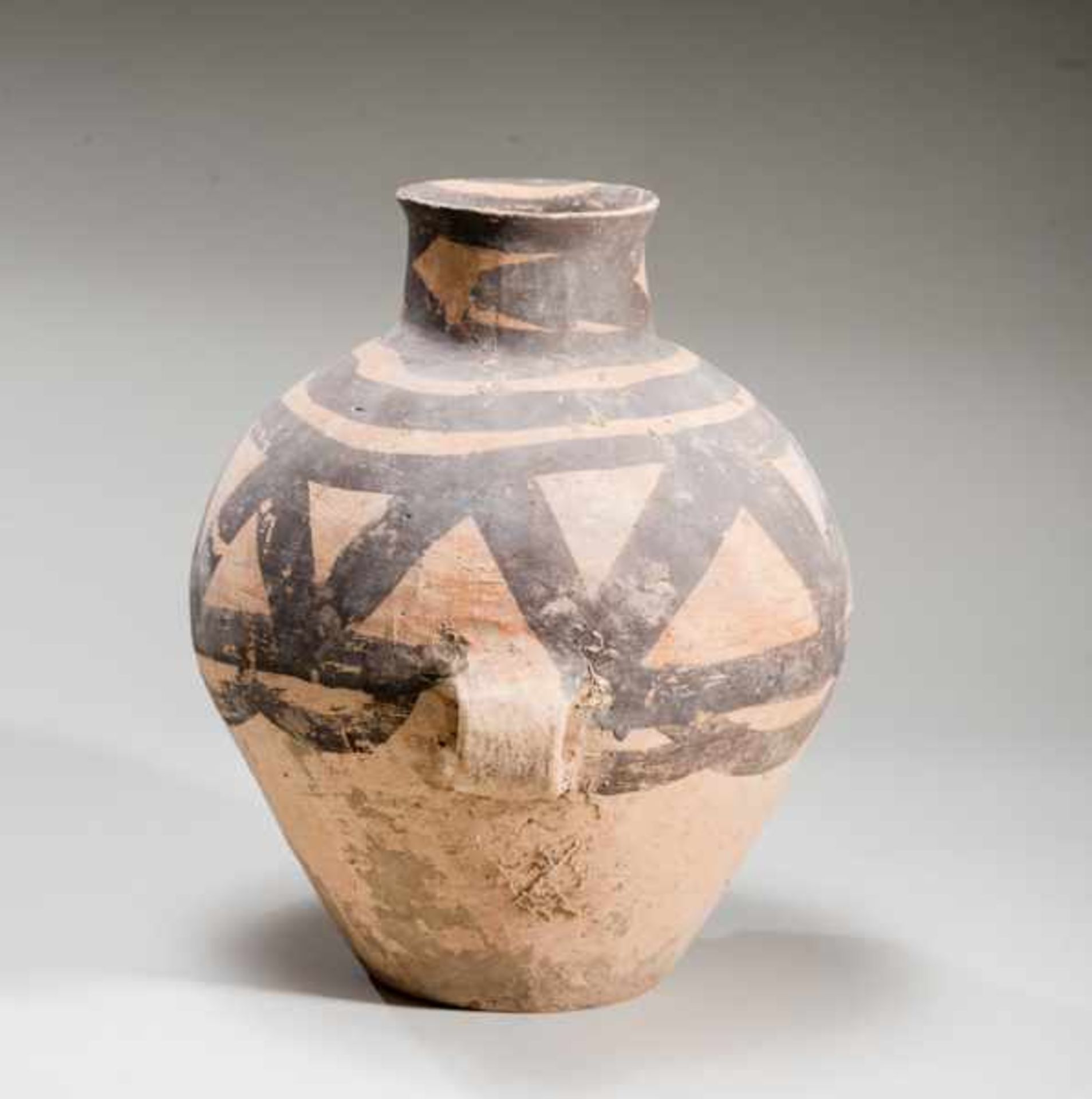 POT Terracotta with the original painting. China, Yangshao culture (3000-2000 BCE), Majiayao,Machang - Image 2 of 5