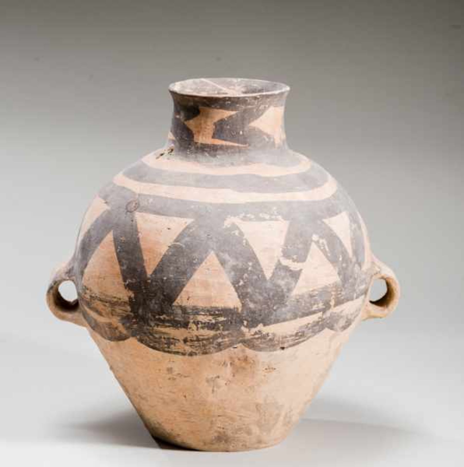 POT Terracotta with the original painting. China, Yangshao culture (3000-2000 BCE), Majiayao,Machang - Image 3 of 5