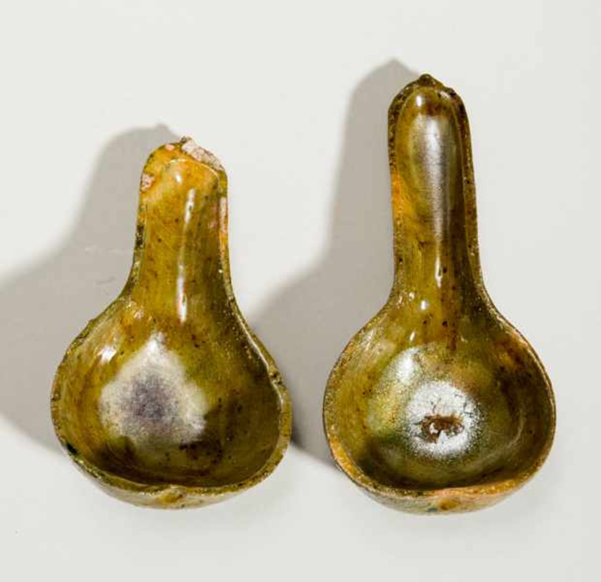 TWO SPOONS Glazed ceramic. China, Han dynasty (206 BCE - 220 CE)兩支陶勺A remarkably beautiful glaze