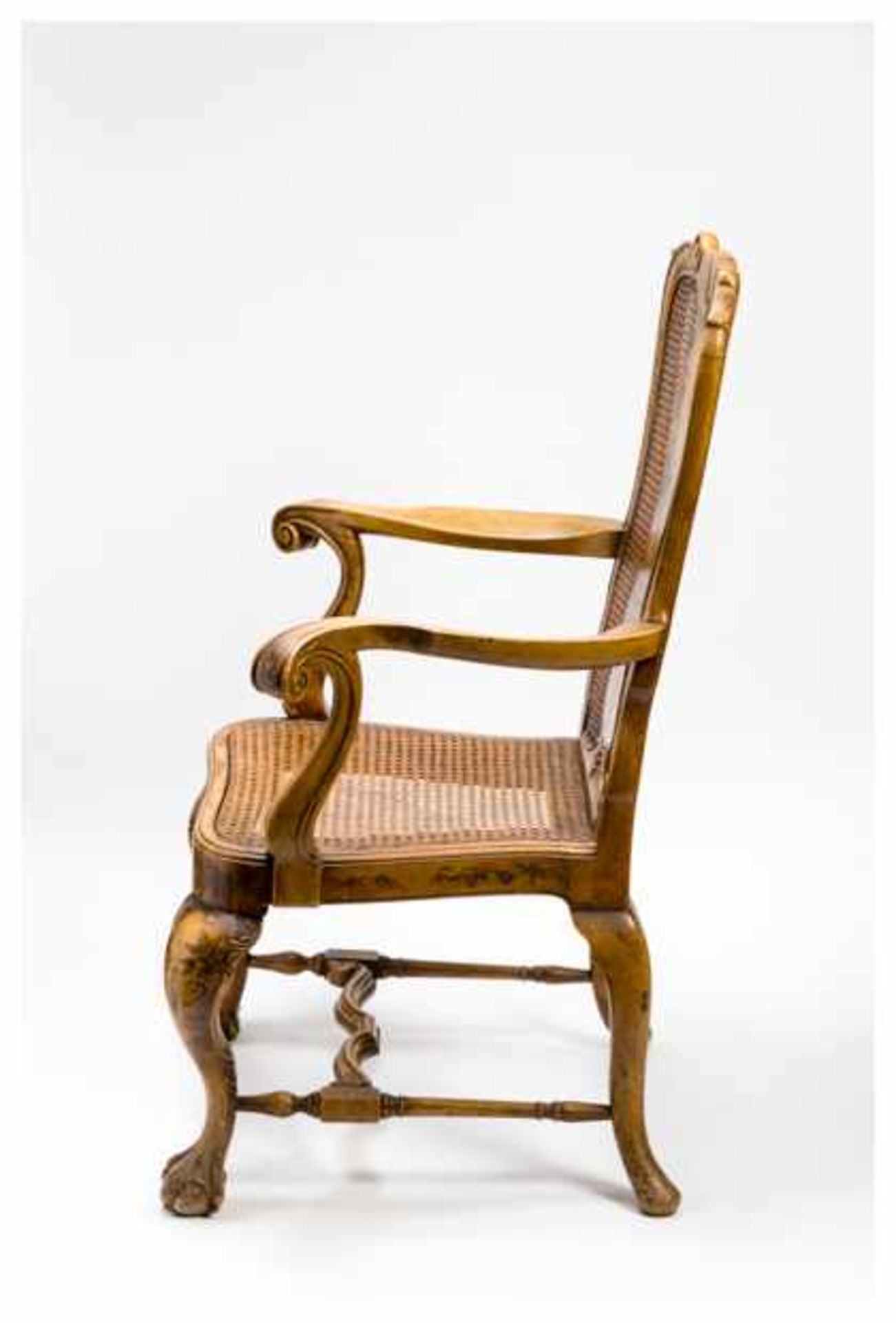 A CHINOISERIE ARMCHAIR Wood, lacquer and bamboo. China, 19th centuryAn elegant Chinoiserie - Bild 4 aus 9