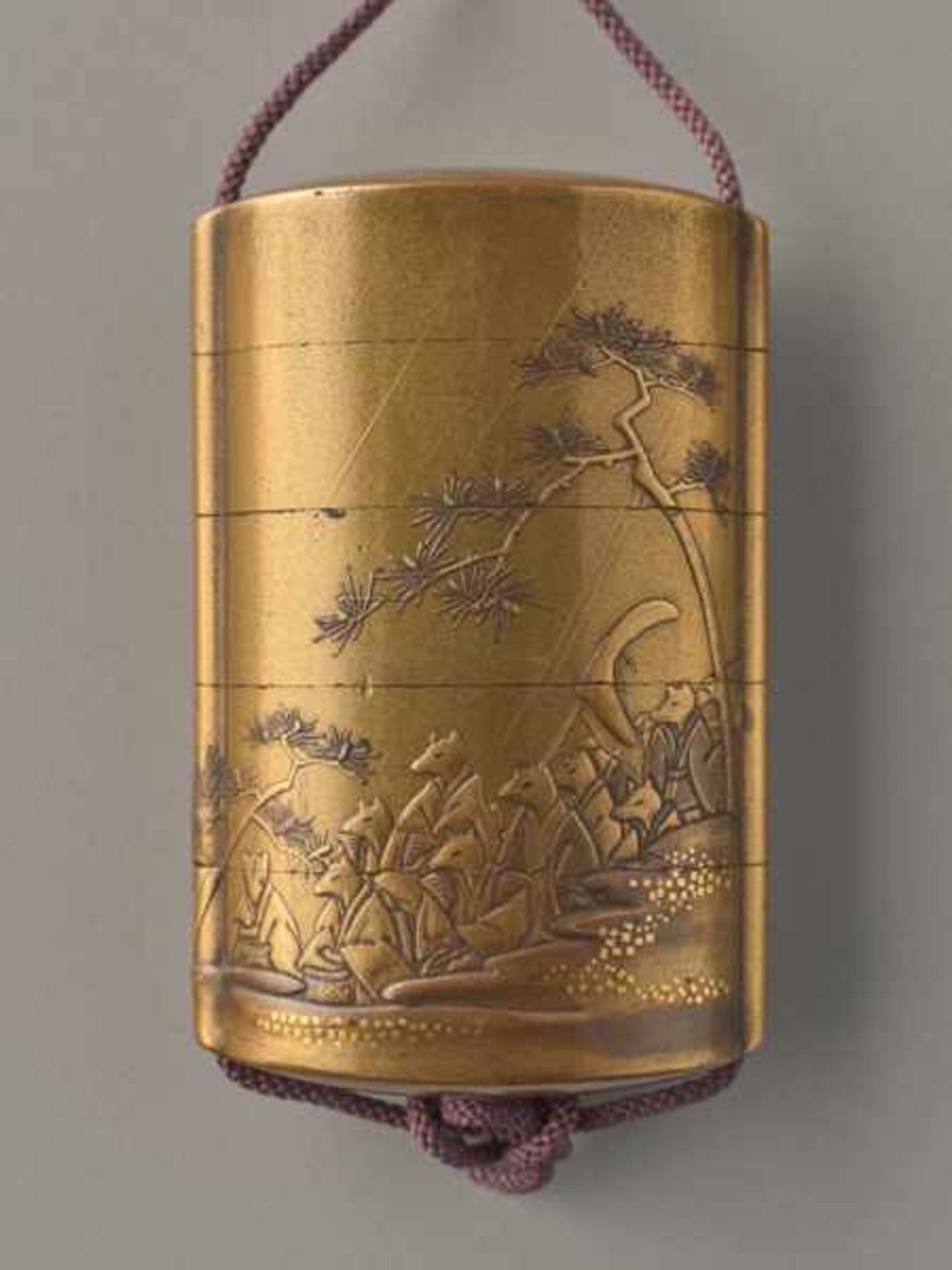 A FOUR CASE LACQUER AND GOLD INRO BY KAJIKAWA OF FOXES Lacquer and gold inro, horn ojime with