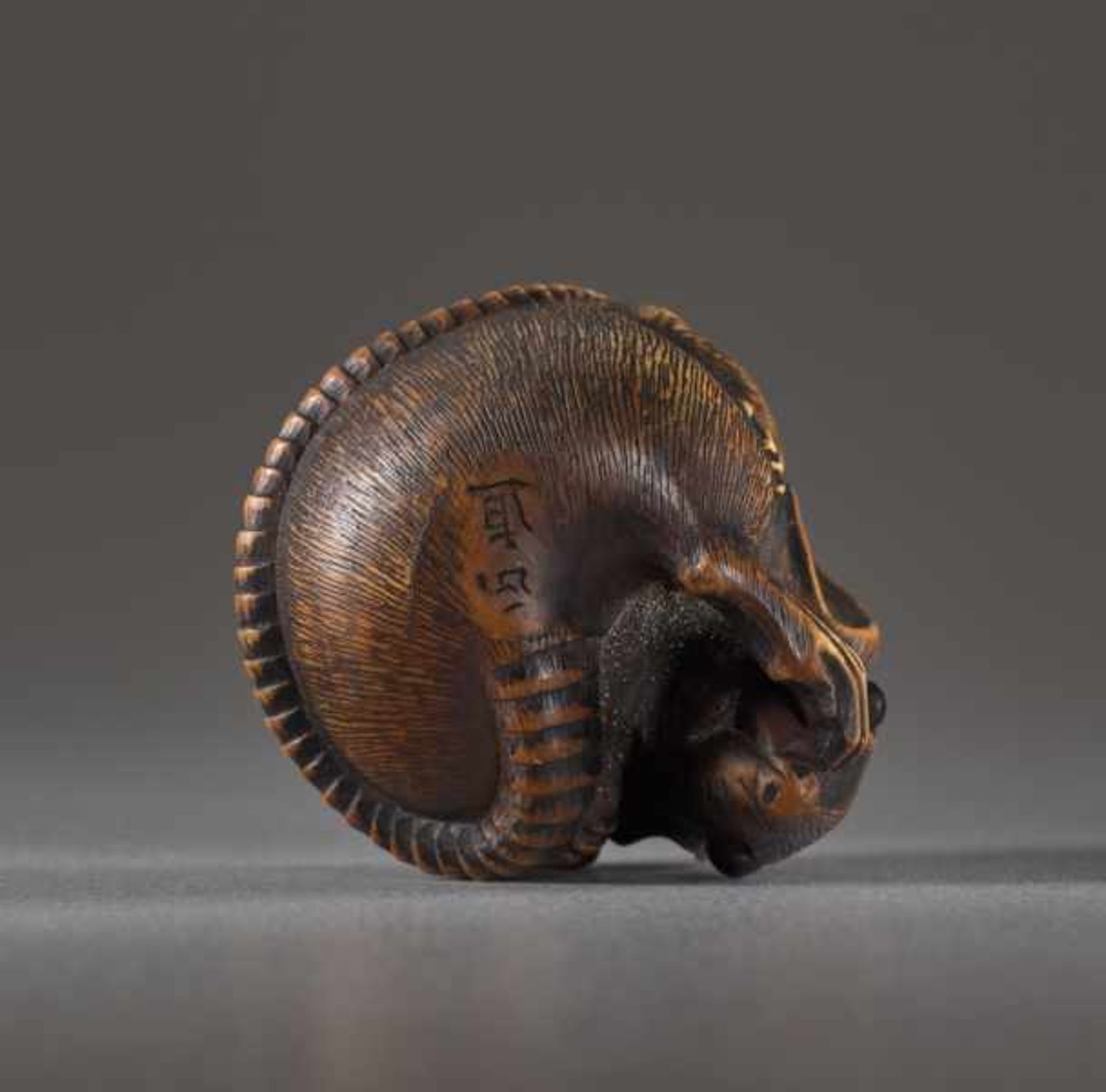 A WOOD NETSUKE BY MASANAO OF A RAT Wood netsuke. Japan, 19th centuryThe famous ‘Masanao rat’ has - Image 5 of 5