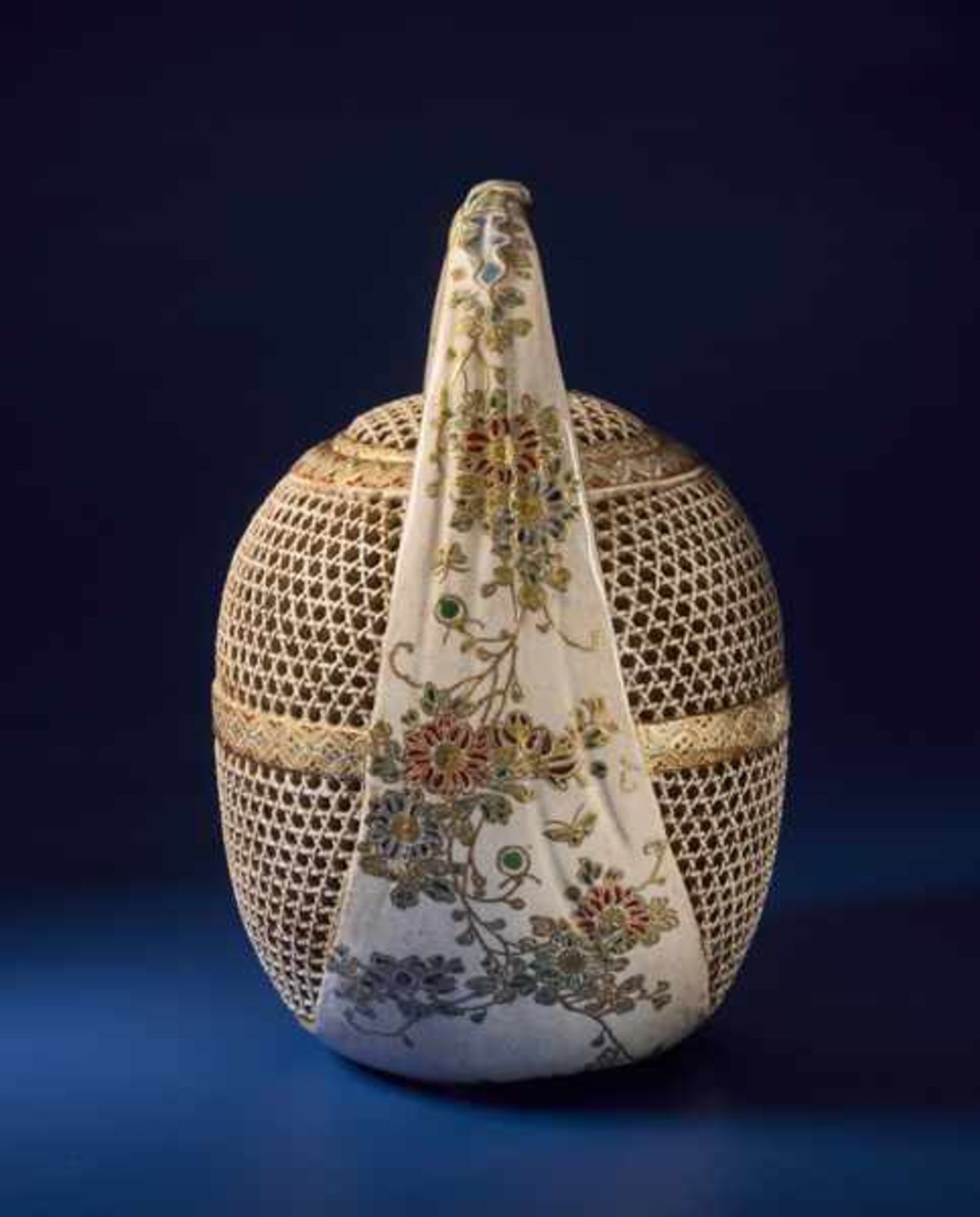 FUZAN: A SATSUMA CRICKET CAGE Glazed ceramic with paint and gold. Japan, Meiji periodExtremely - Image 4 of 5