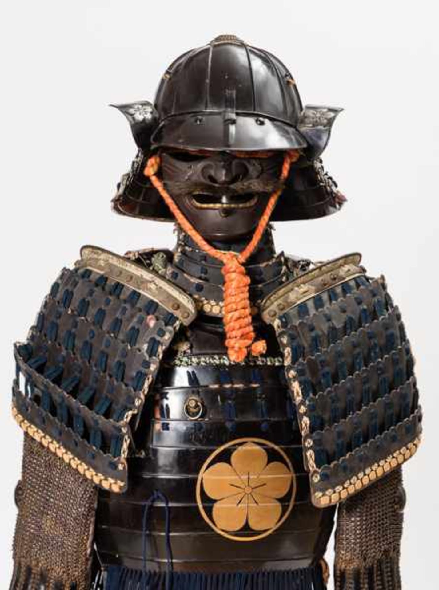 A SAMURAI ARMOUR WITH HELMET Iron, leather, alloys, fabric and diverse materials. Japan, Edo - Image 3 of 6