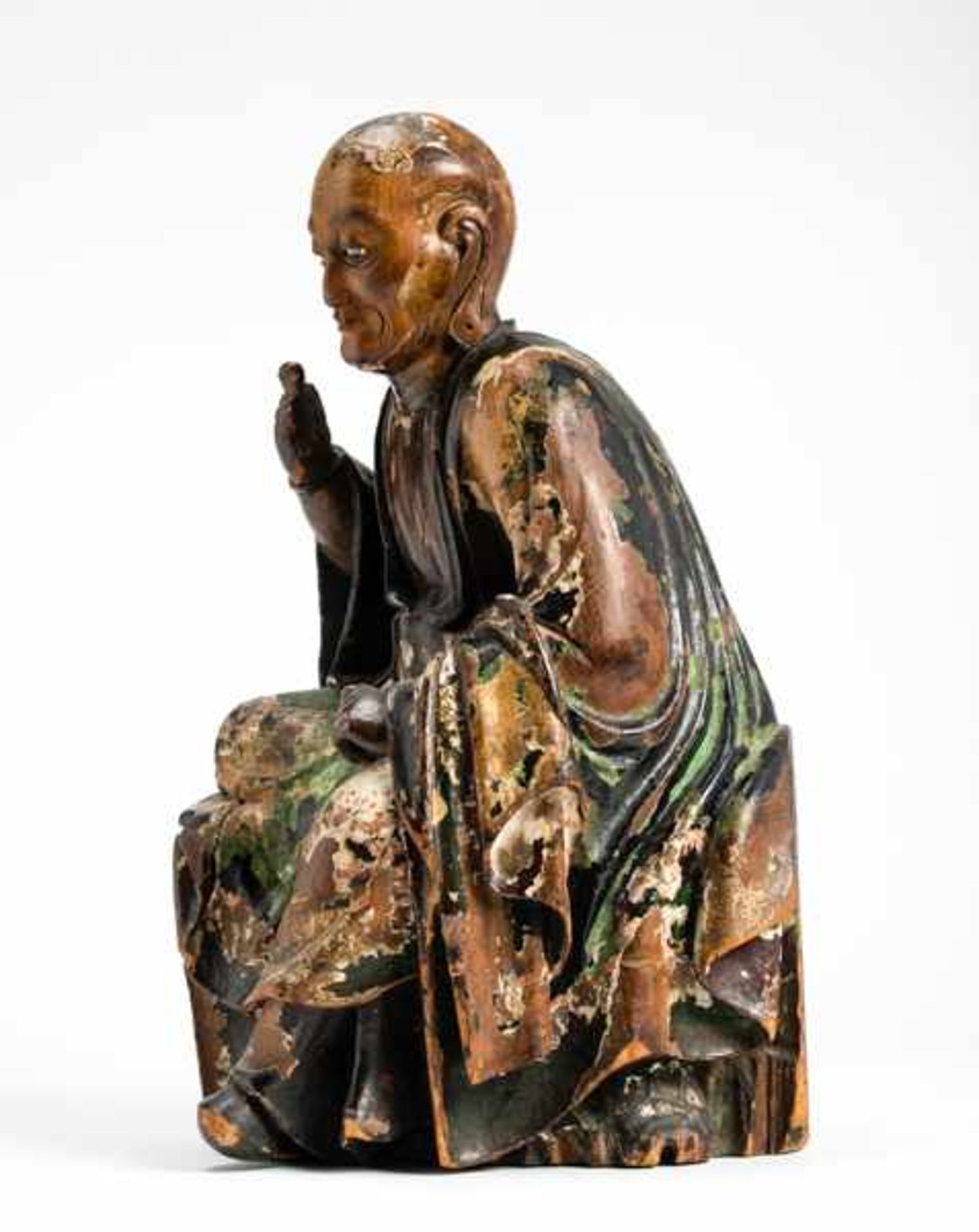 A RARE POLYCHROME LACQUERED WOOD FIGURE OF A RAKAN Wood and polychrome lacquer. Japan, Edo period or - Image 3 of 7