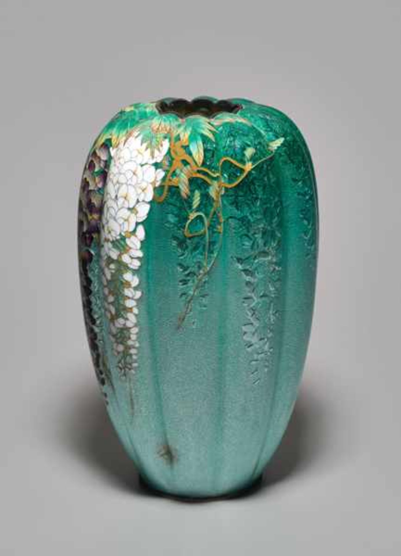 A GINBARI CLOISONNÉ VASE BY KUMENO TEITARO (1865-1939) Colored enamel with cloisonné on silver. - Image 3 of 7