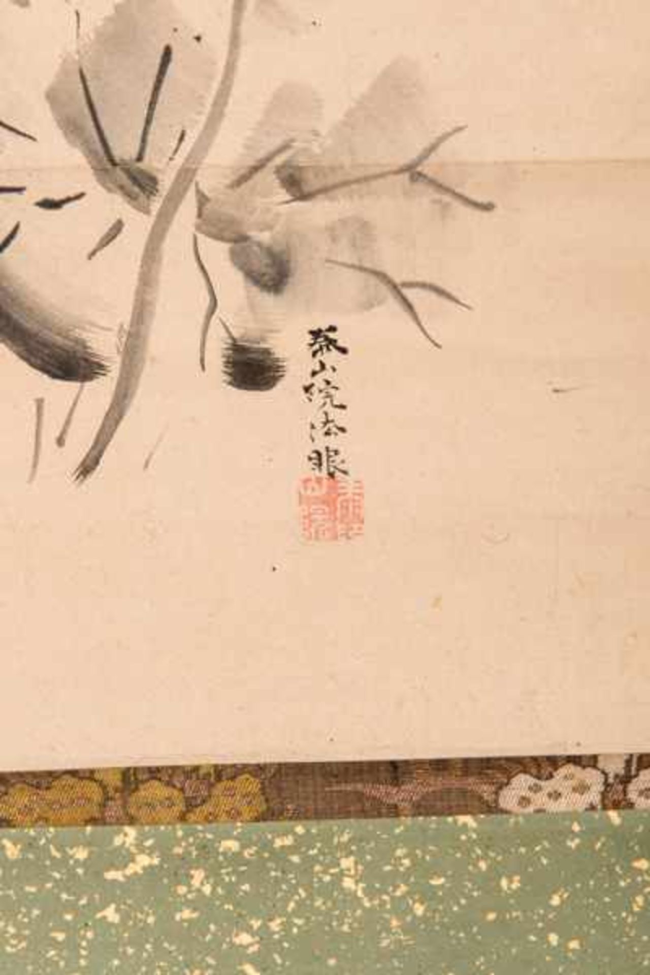 A TAIZAN SCHOOL TATEMONO OF A KINGFISHER AND LOTUS Tatemono painting with ink on paper. Japan, - Image 4 of 4