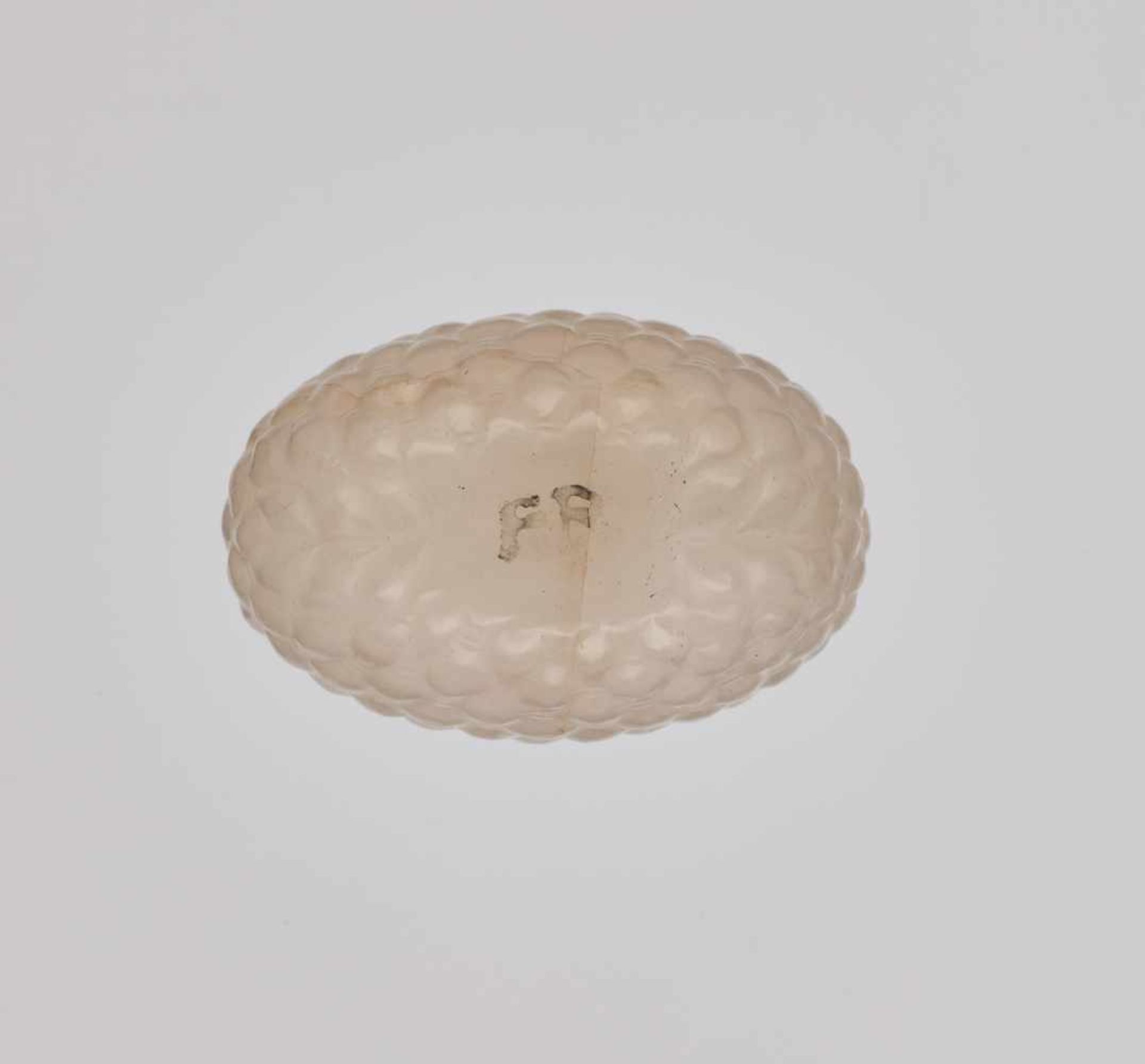 A CARVED CRYSTAL 'BASKETWEAVE' SNUFF BOTTLE, QING DYNASTY Translucent rock crystal, with several - Image 6 of 6