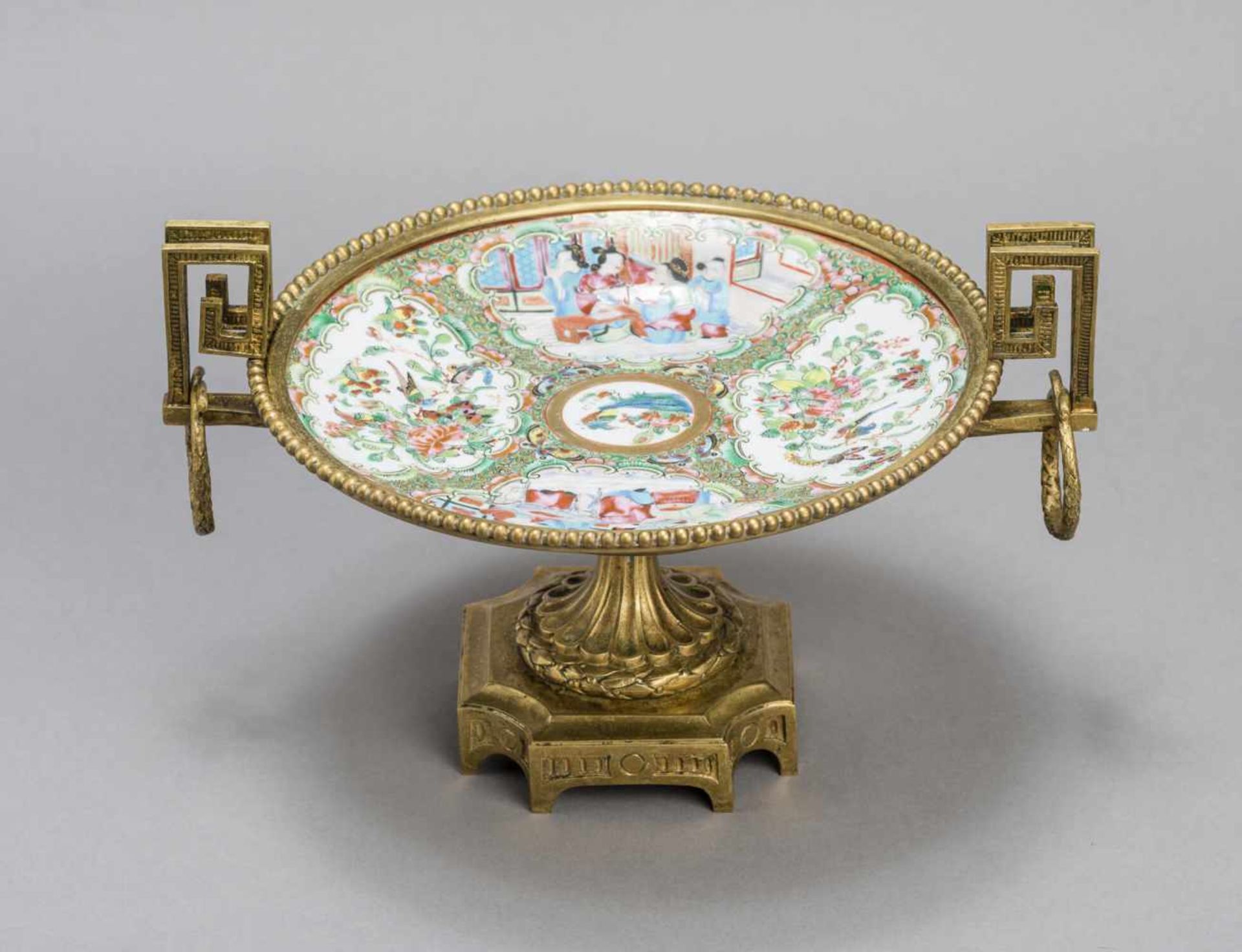 AN EXPORT PORCELAIN ROSE MEDALLION PLATE IN A EUROPEAN PEDESTAL MOUNT, 19TH CENTURY Porcelain with