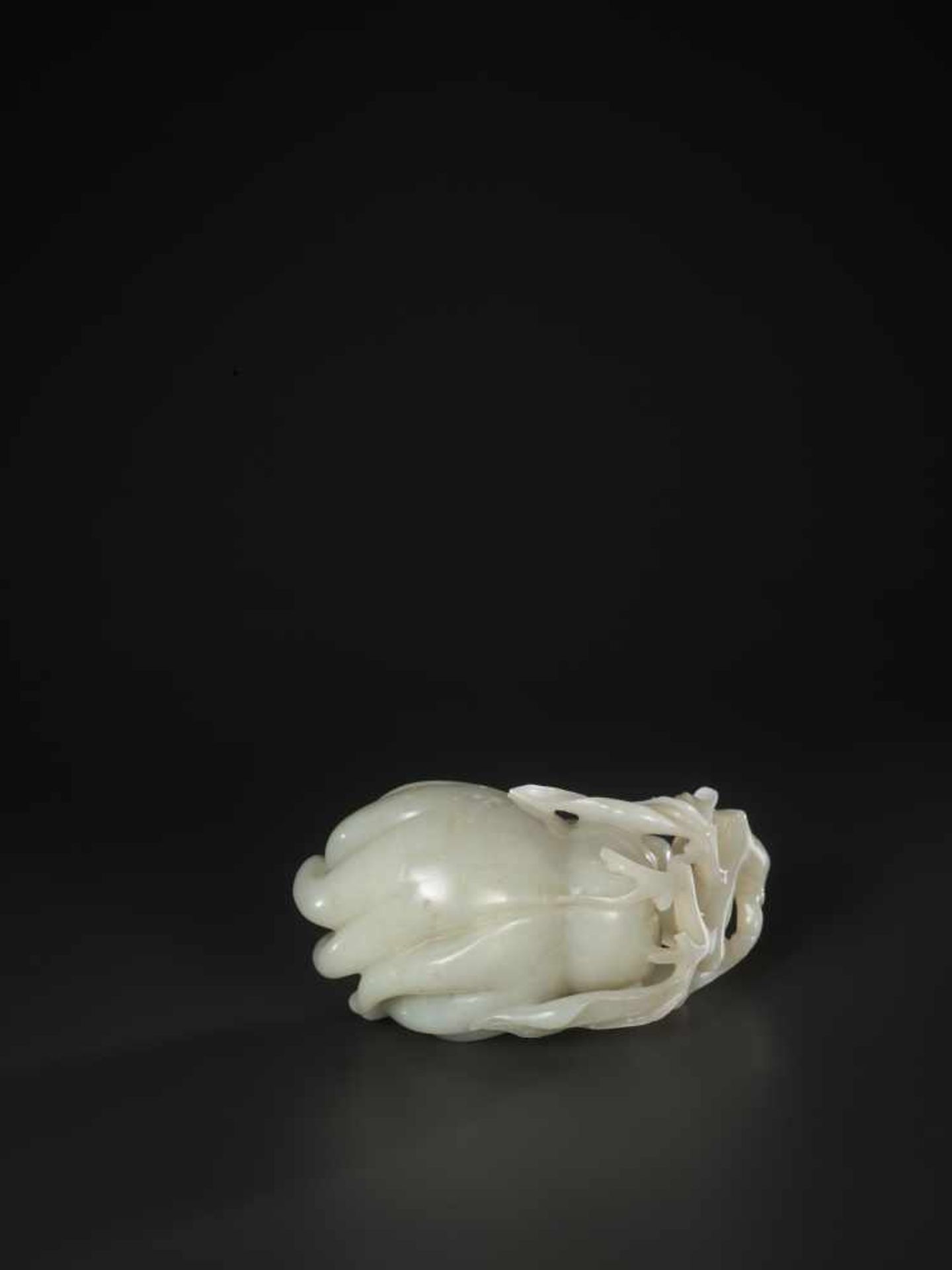 A SUPERBLY CARVED WHITE JADE GROUP OF FINGER CITRONS, QING DYNASTY, 18TH CENTURY White jade of - Image 7 of 10