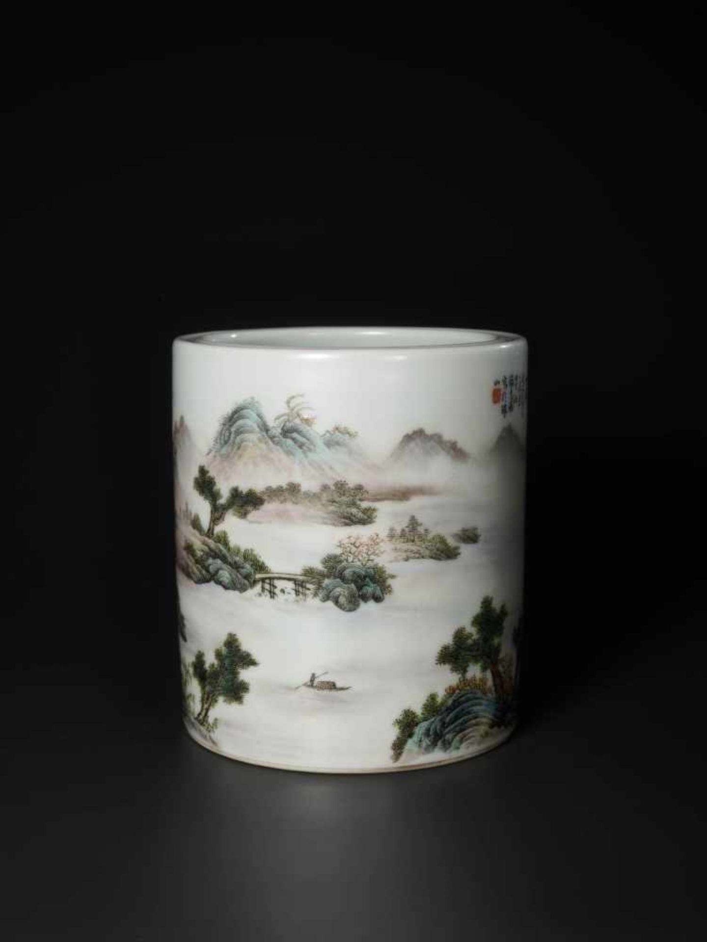 A FAMILLE ROSE PORCELAIN BRUSH POT BY ZHANG ZHITANG (1893-1971) Porcelain with fine enamel - Image 3 of 7