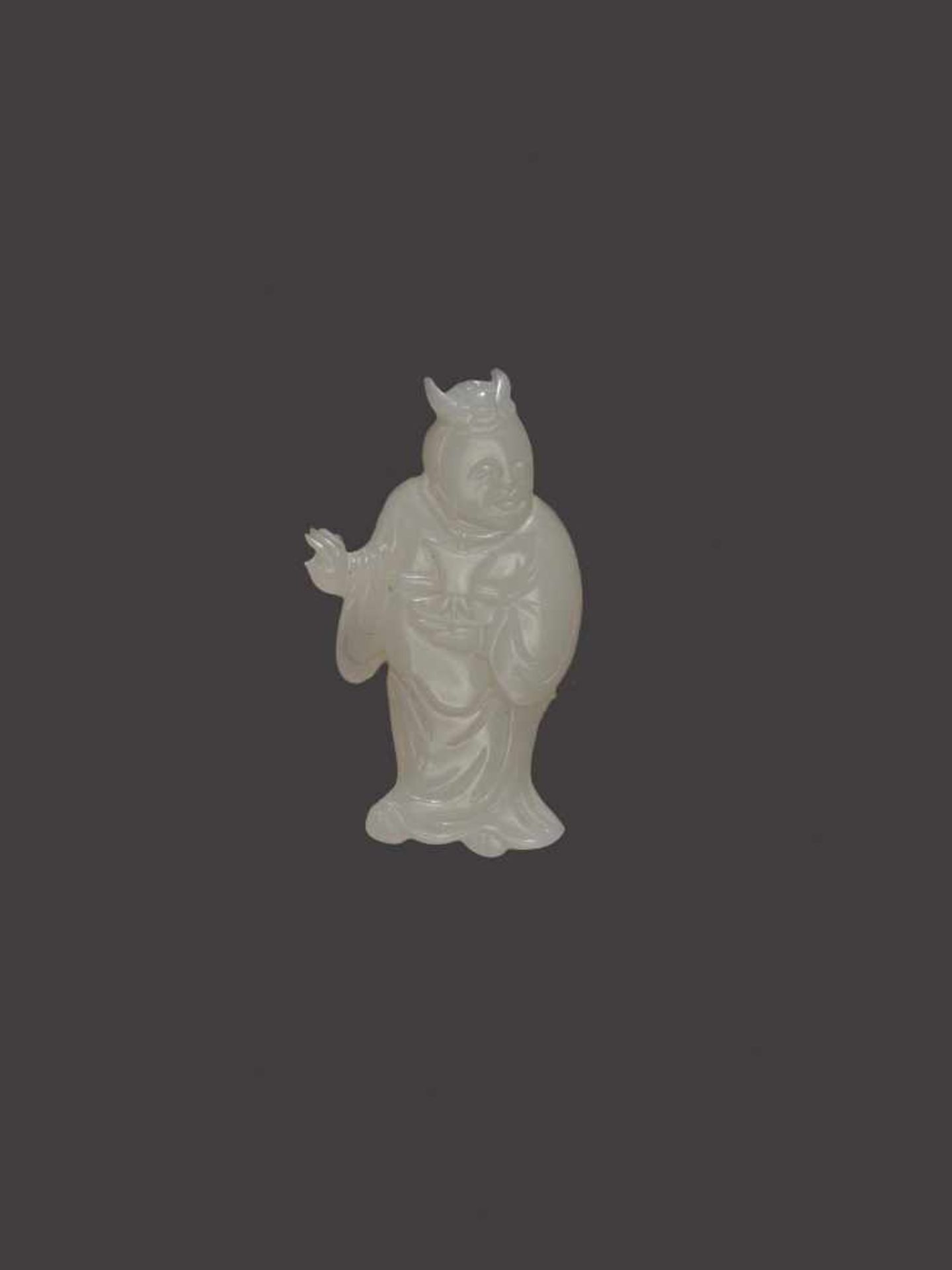 A LARGE 4-PART WHITE JADE ‘PRINCE UNDERNEATH PINE TREE’ CARVING, QING DYNASTY Pure white jade with - Image 5 of 5